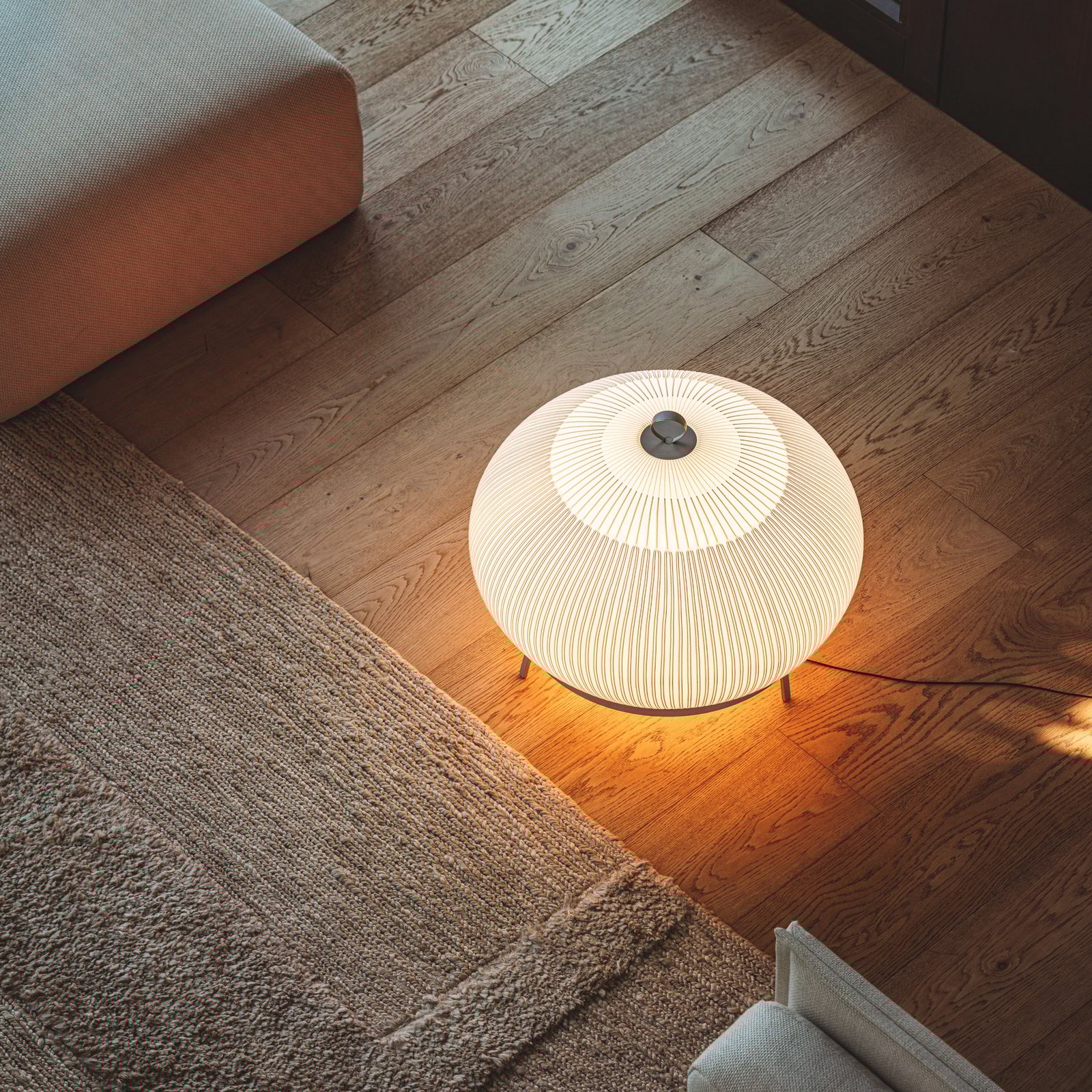 Vibia LED talna svetilka KNIT, 62 x 65 cm, bež, tekstil Vibia LED talna svetilka KNIT, 62 x 65 cm, bež, tekstil