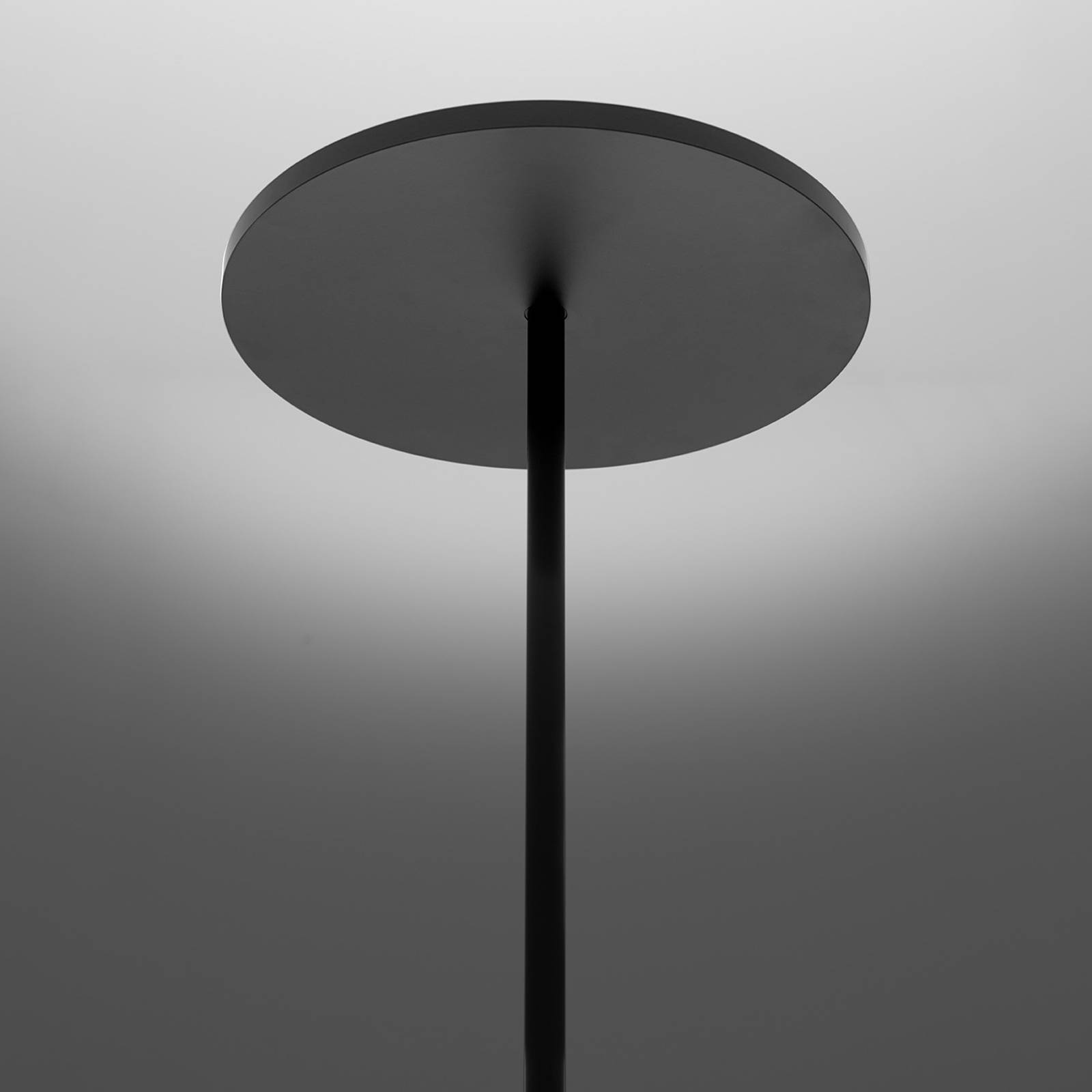 E-shop Artemide Athena stojaca LED lampa, 3 000 K, čierna
