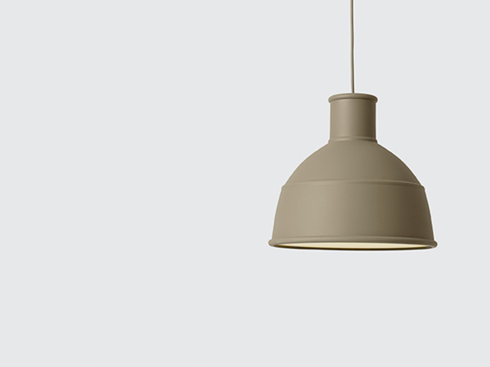 Unfold Taklampa Olive - Muuto