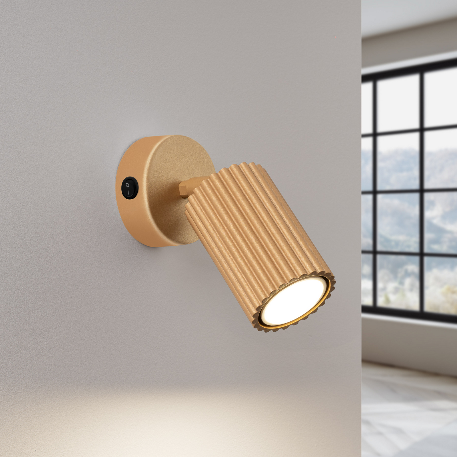 Foco de pared carbono, dorado, proyección 16 cm, interruptor