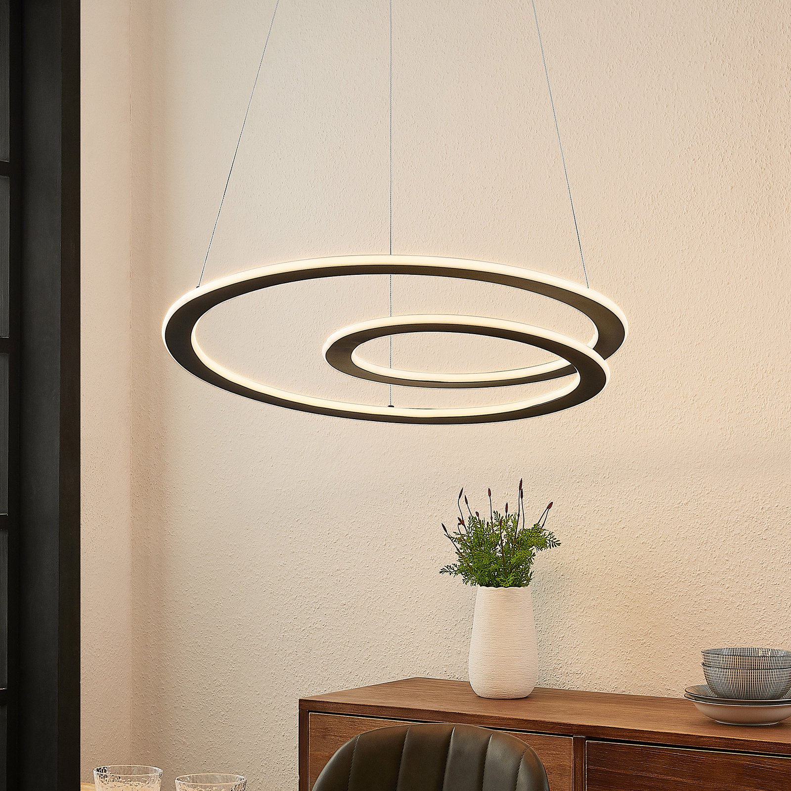 Lindby Cilija LED függő lámpa, dimmelhető, Ø 66 cm