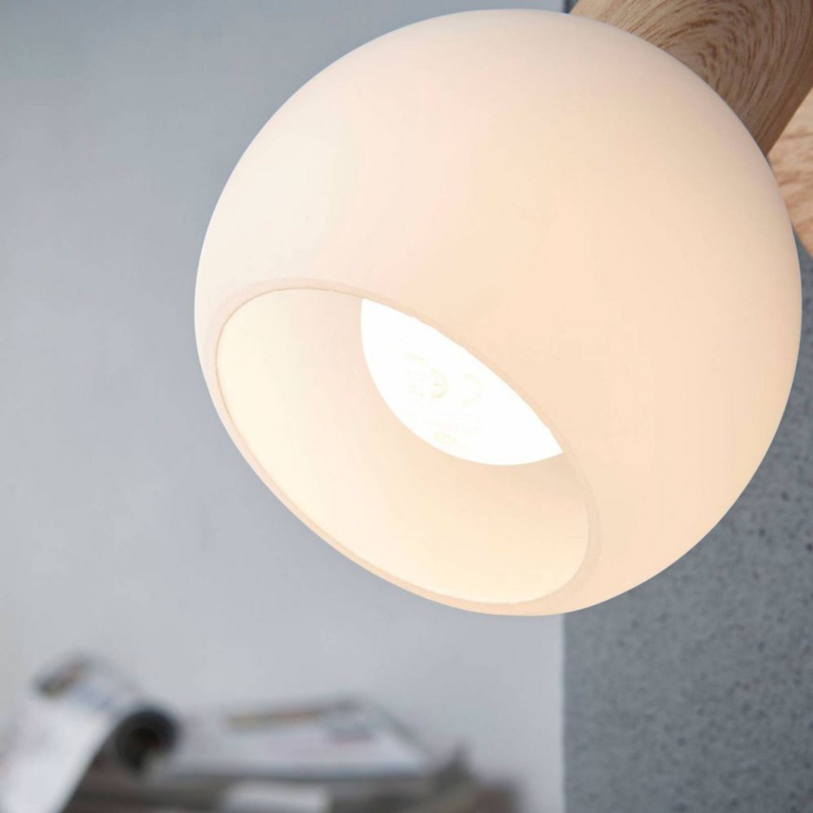 Svenka Wall Lamp White/Light Wood/Satin Nickel - Lindby