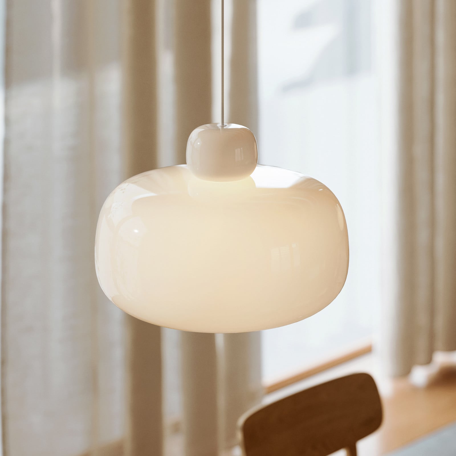 Stone pendellampe, Ø 36 cm, opalglas Woud - Køkken - Design - Med én lyskilde
