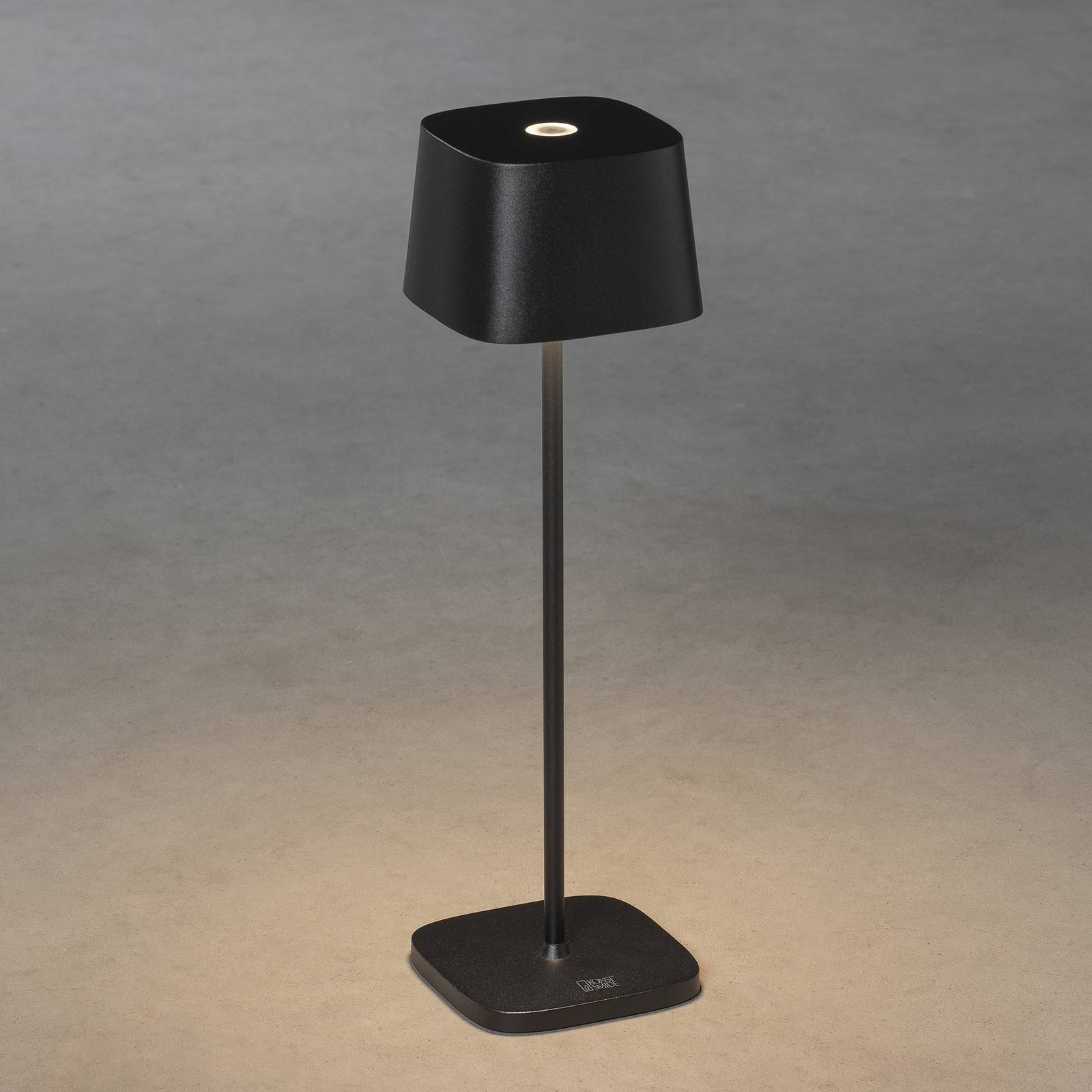 Capri LED asztali lámpa kültérre, fekete