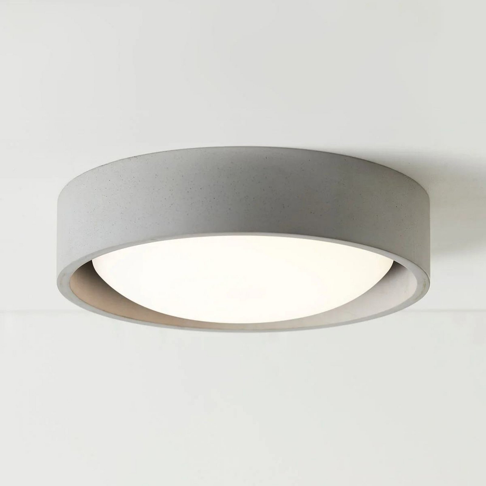 Beacon loftlampe Uno, grå, beton, Ø 27 cm, GX53