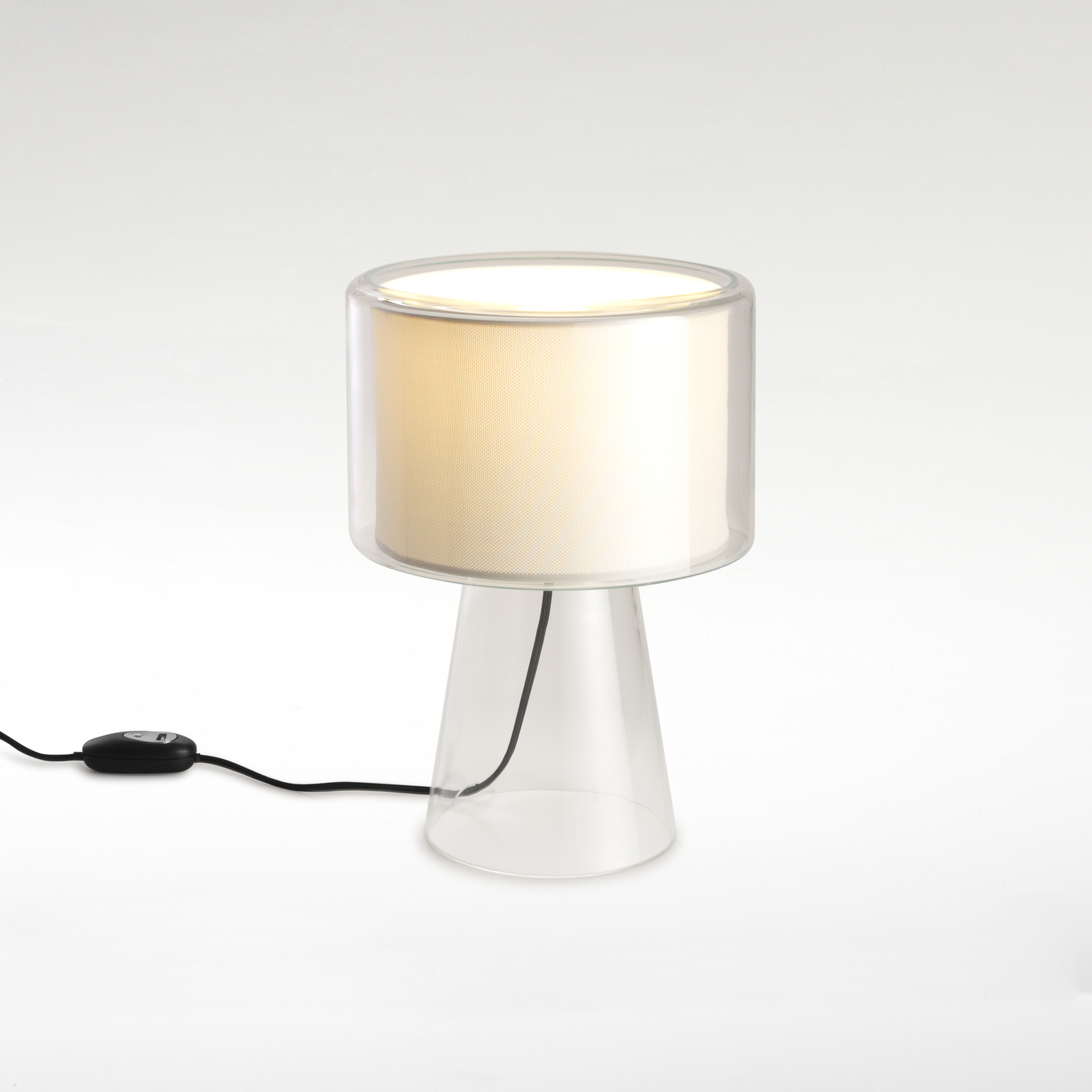 MARSET Mercer table lamp, polyester, Ø 29 cm