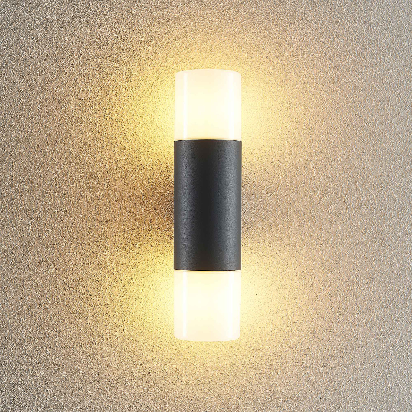 Lindby Tabyn outdoor wall light, two-bulb