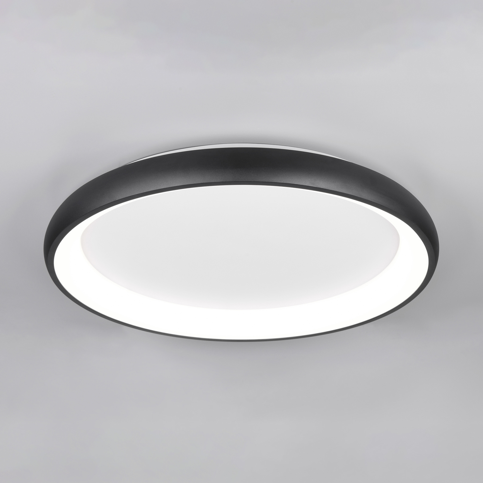 LED ceiling lamp Cardona, Ø 75 cm, matt black, metal, CCT