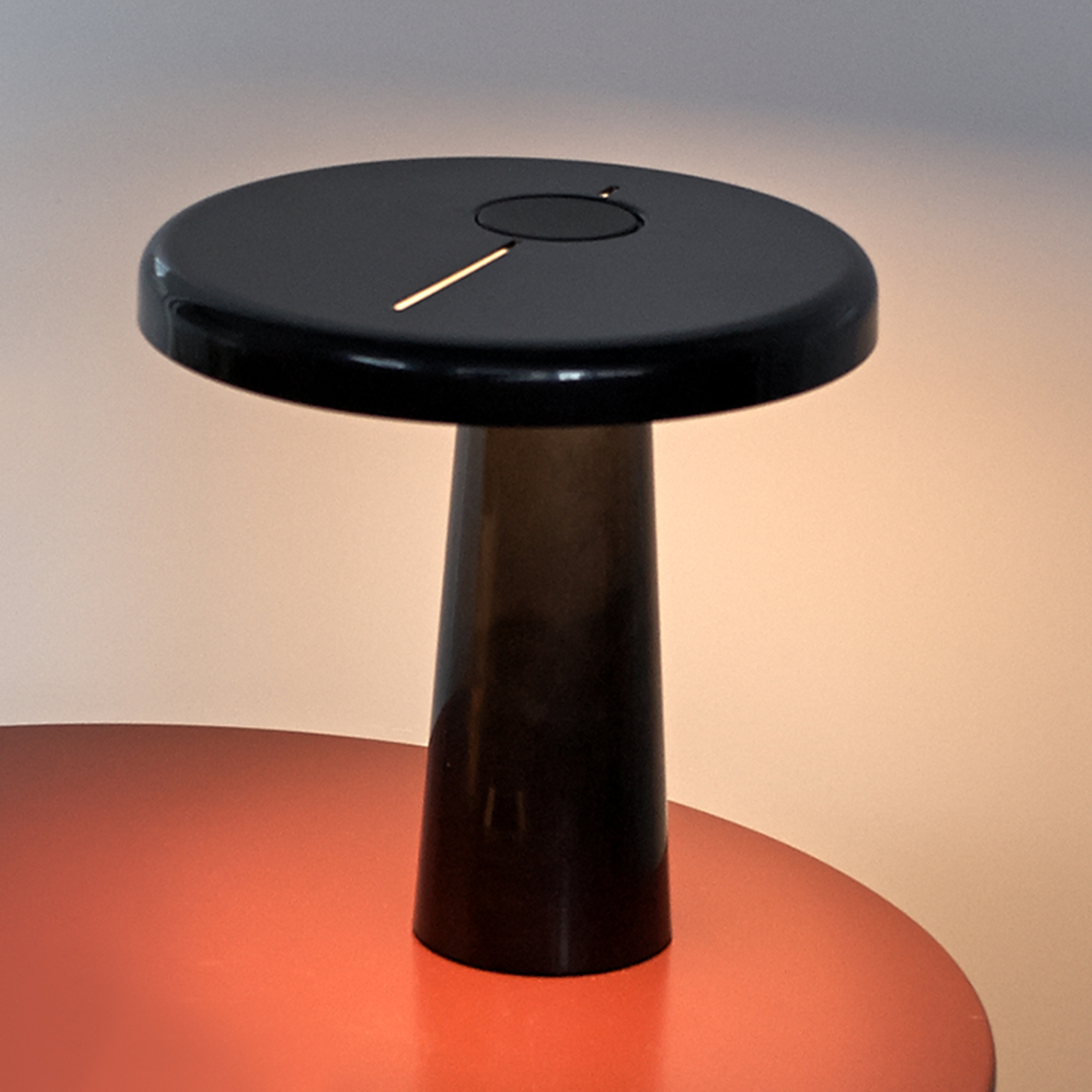 Martinelli Luce Hoop lampada LED da tavolo in nero