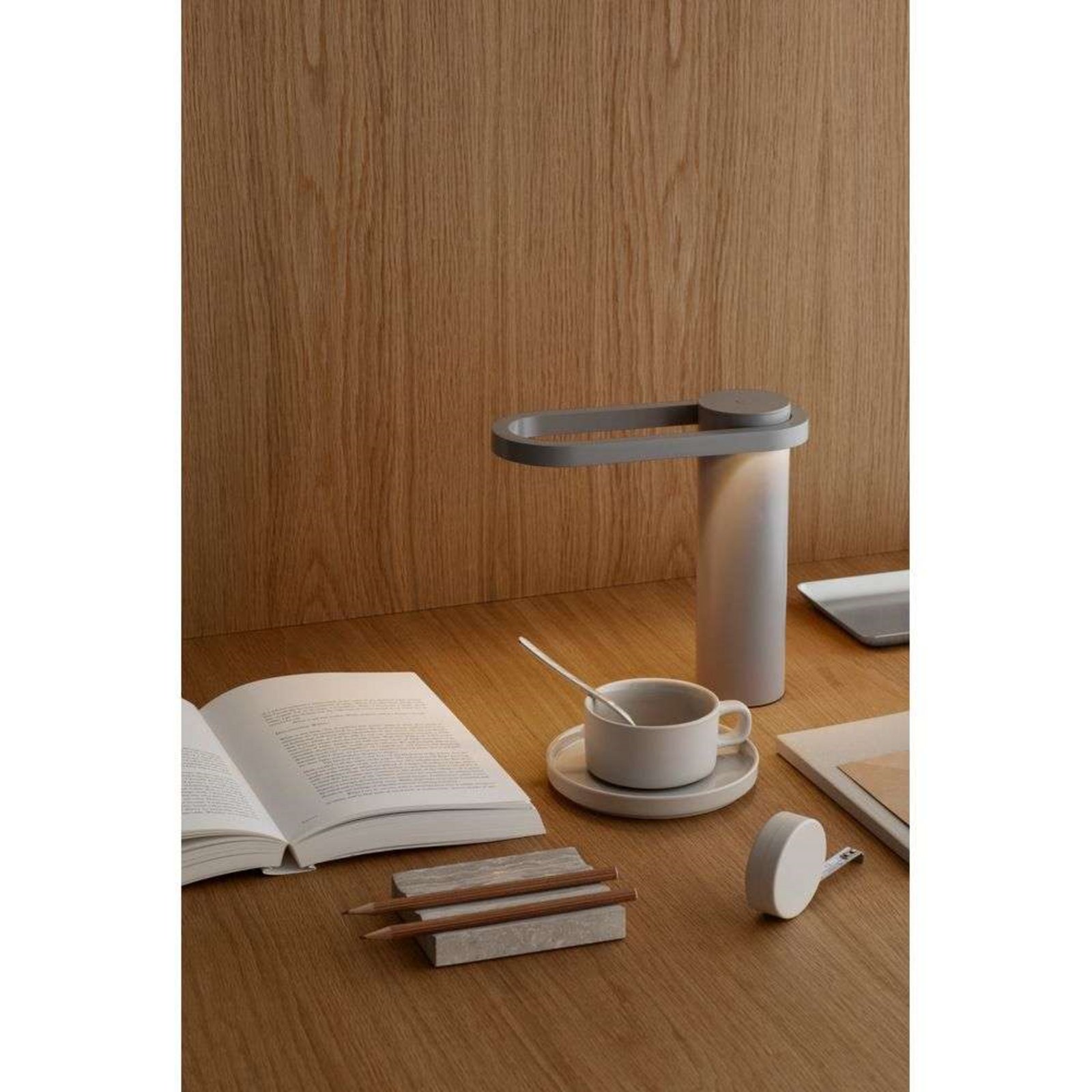 Hoop Portable Candeeiro de Mesa Satellite - Blomus