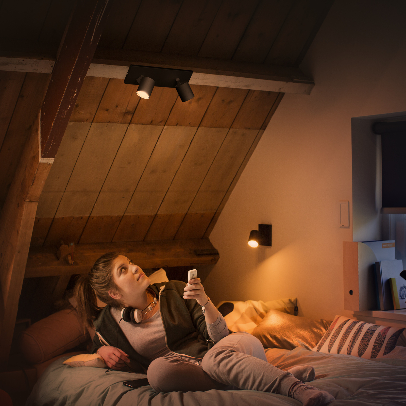 Philips Hue Runner Spot LED à 2 lampes, interrupteur à variateur, noir