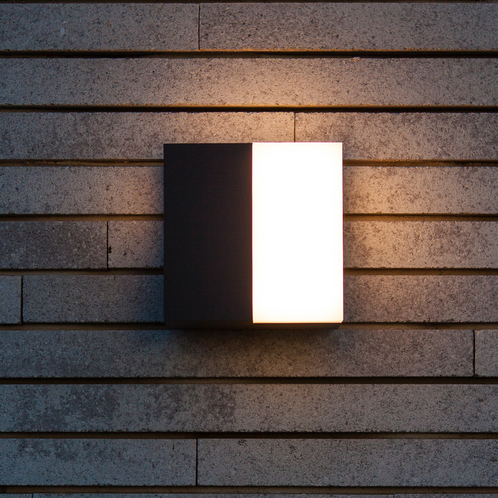 LED-Außenwandleuchte DOMINO, dunkelgrau, 14 x 14 cm, IP65