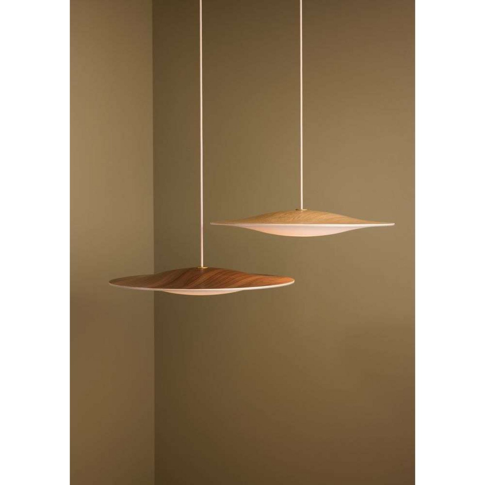 Sinus-Wood 550P LED Pendant Wallnut/Opal - Piet Hein