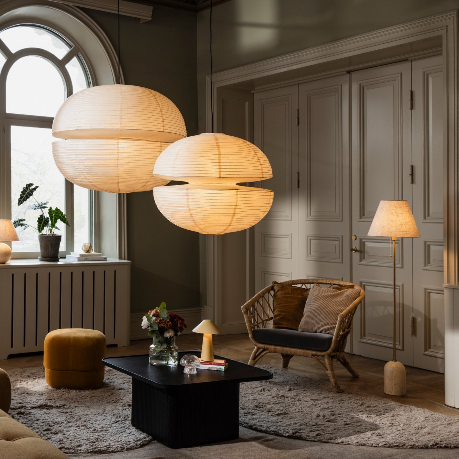 Podna lampa Gino, podnožje od travertina bež, 145 cm - Globen Lighting