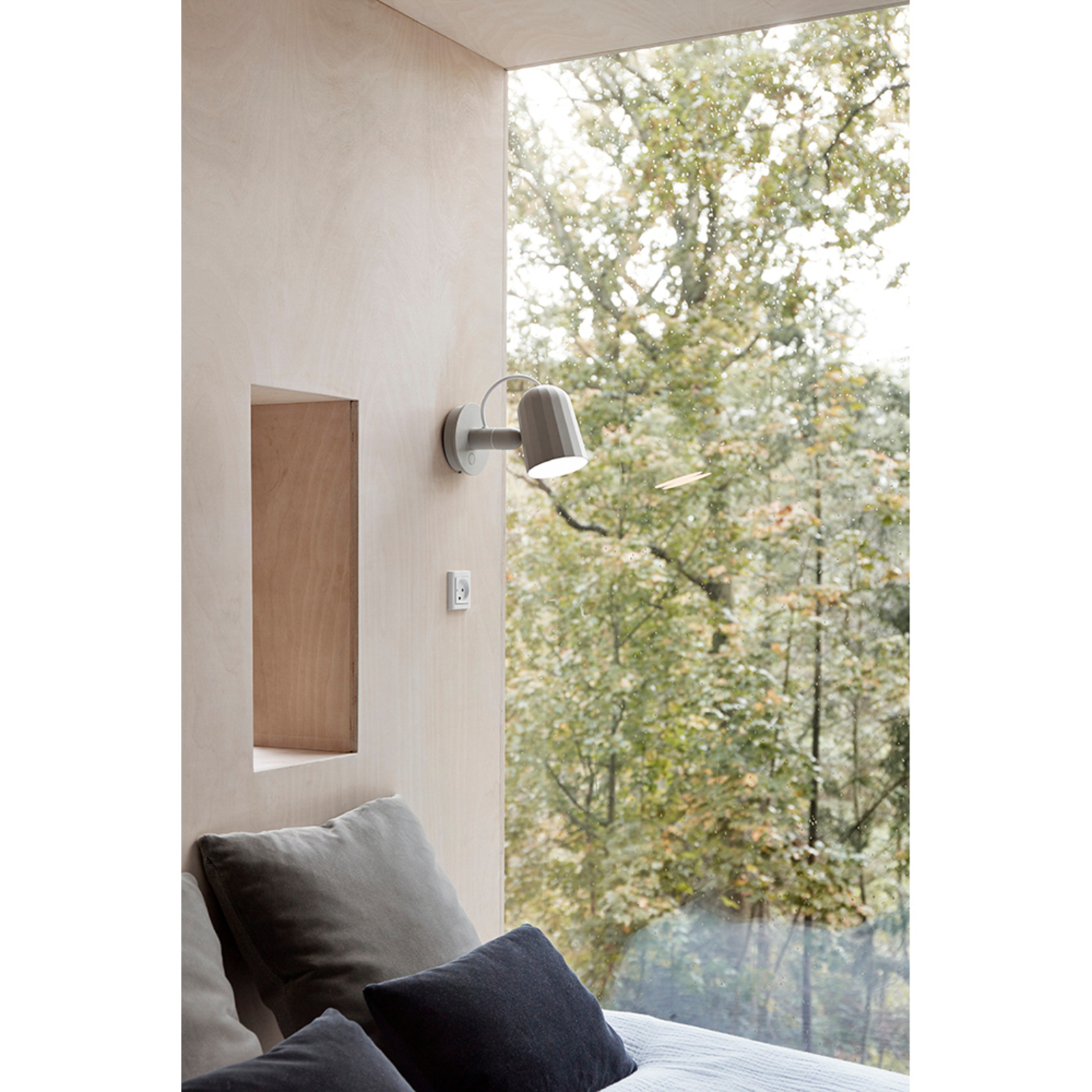 Noc Button Aplique de Pared HW Off-White - HAY