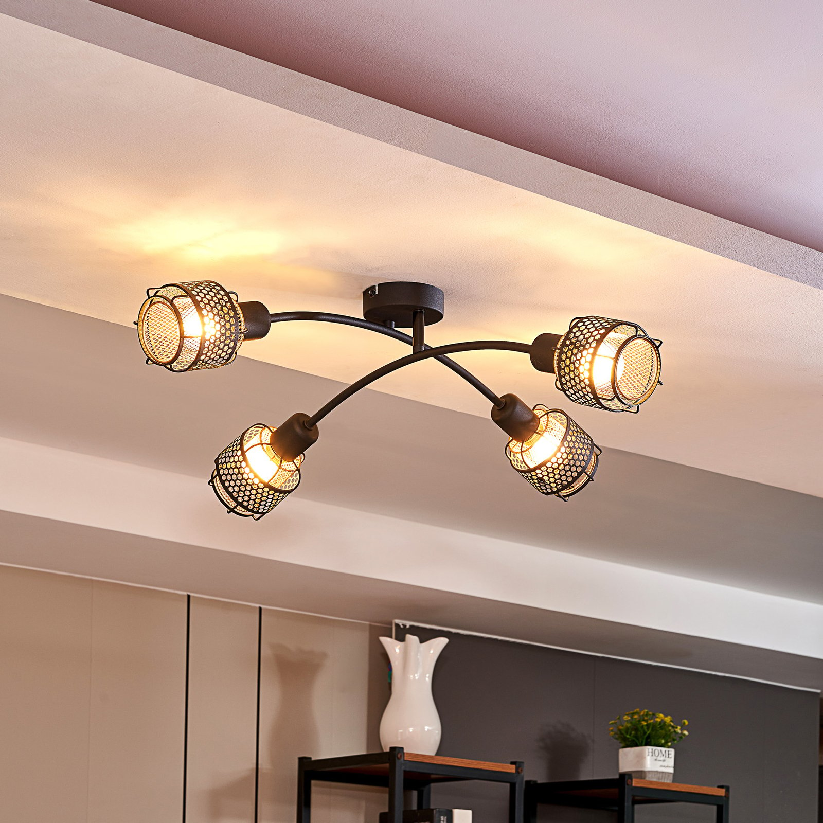 Lindby Eudoria ceiling lamp 4-bulb black/gold