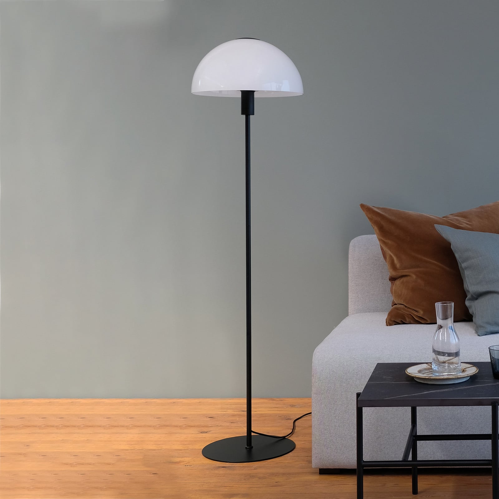 Dyberg Larsen Jazz lampadar opal/negru - Camera de zi / sufragerie - Scandinavă - negru mat opal - Metal