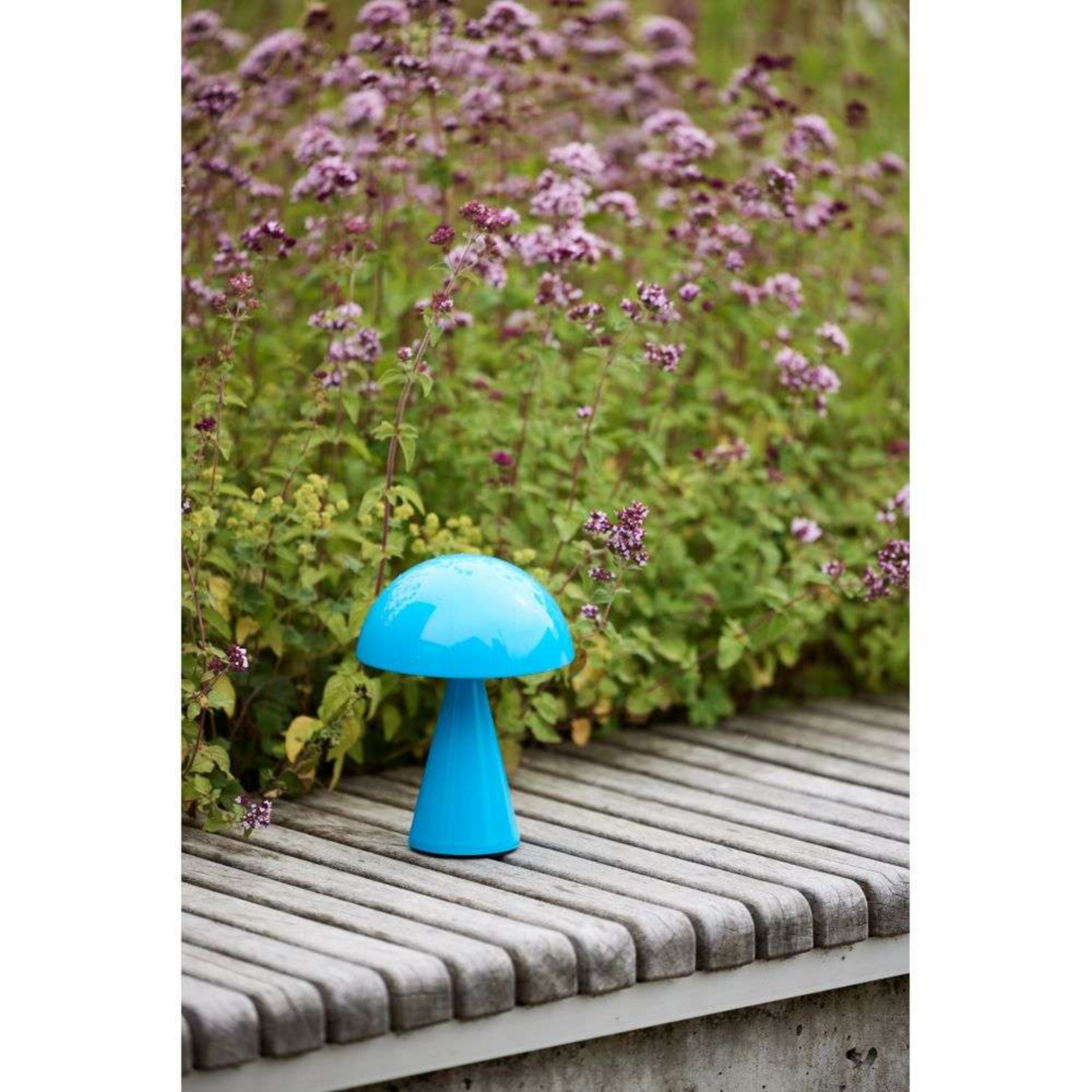 Mush LED Portable Taffellamp Dim. Blauw - Hübsch