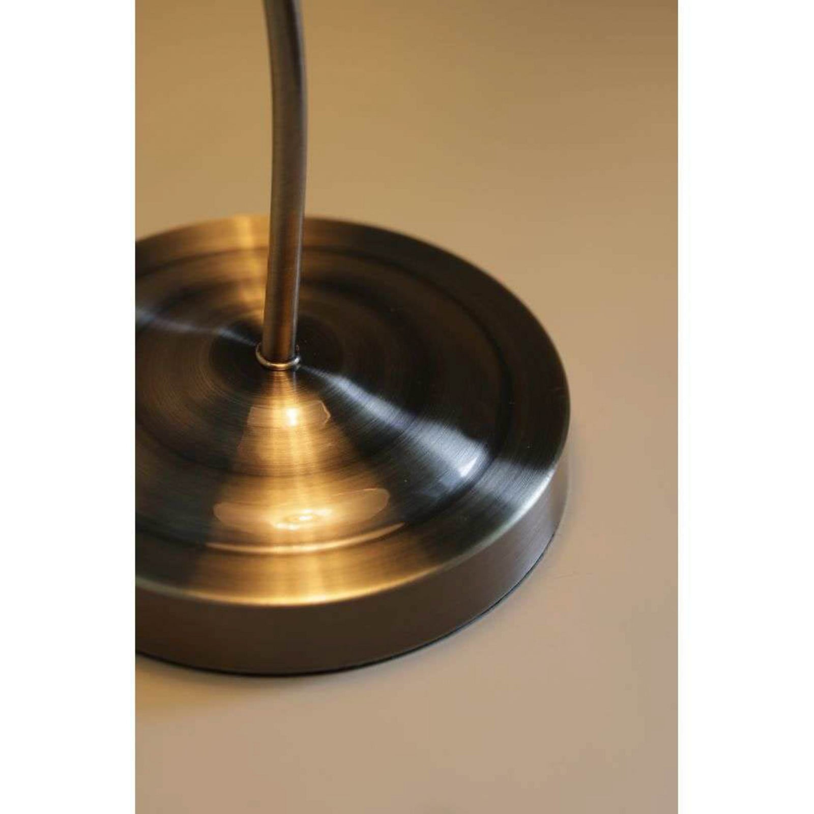 Vela Bordslampa Antique Brass/Green Marksl&ouml;jd - Vardagsrum - Metall
