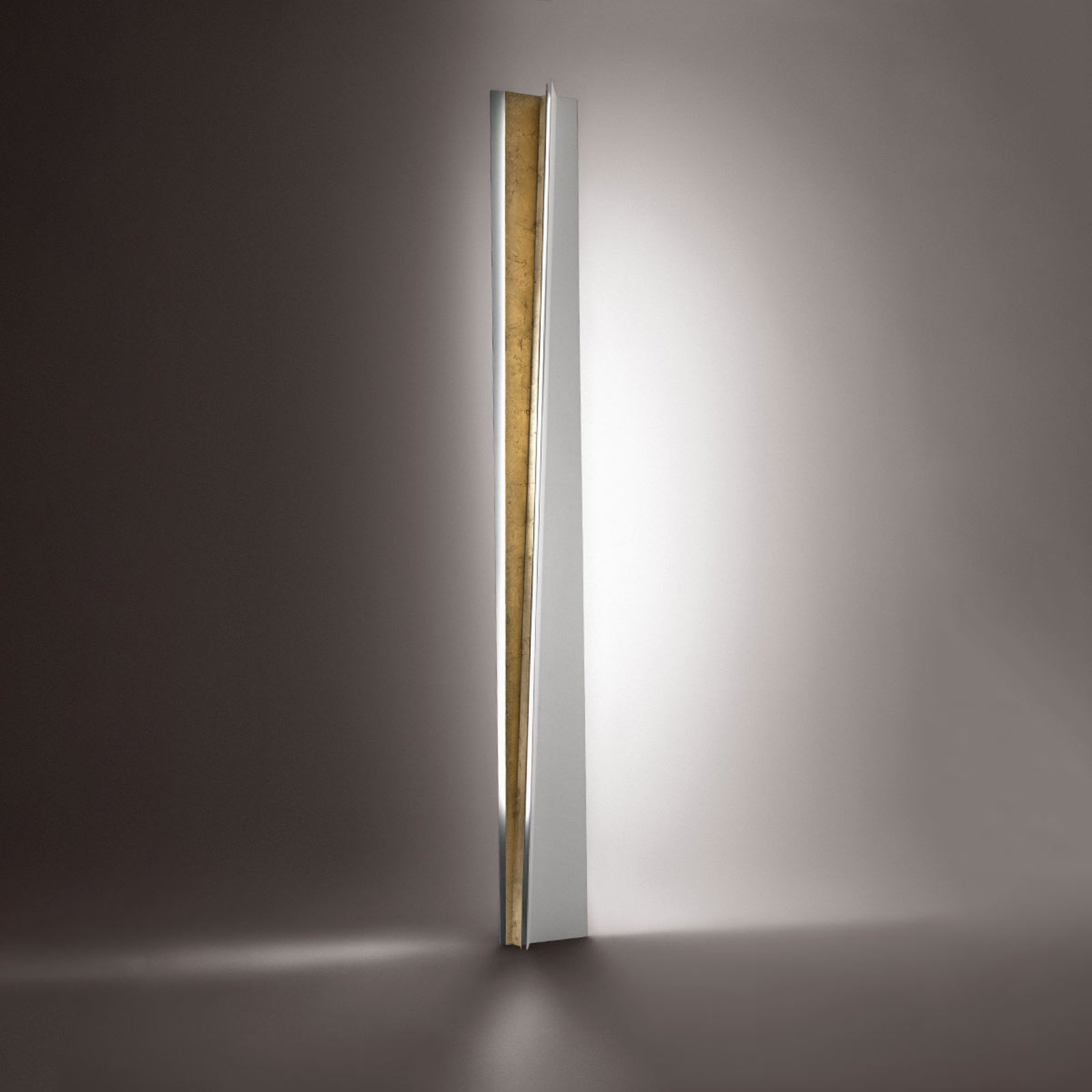 ICONE Reverse - LED floor lamp with gold leaf