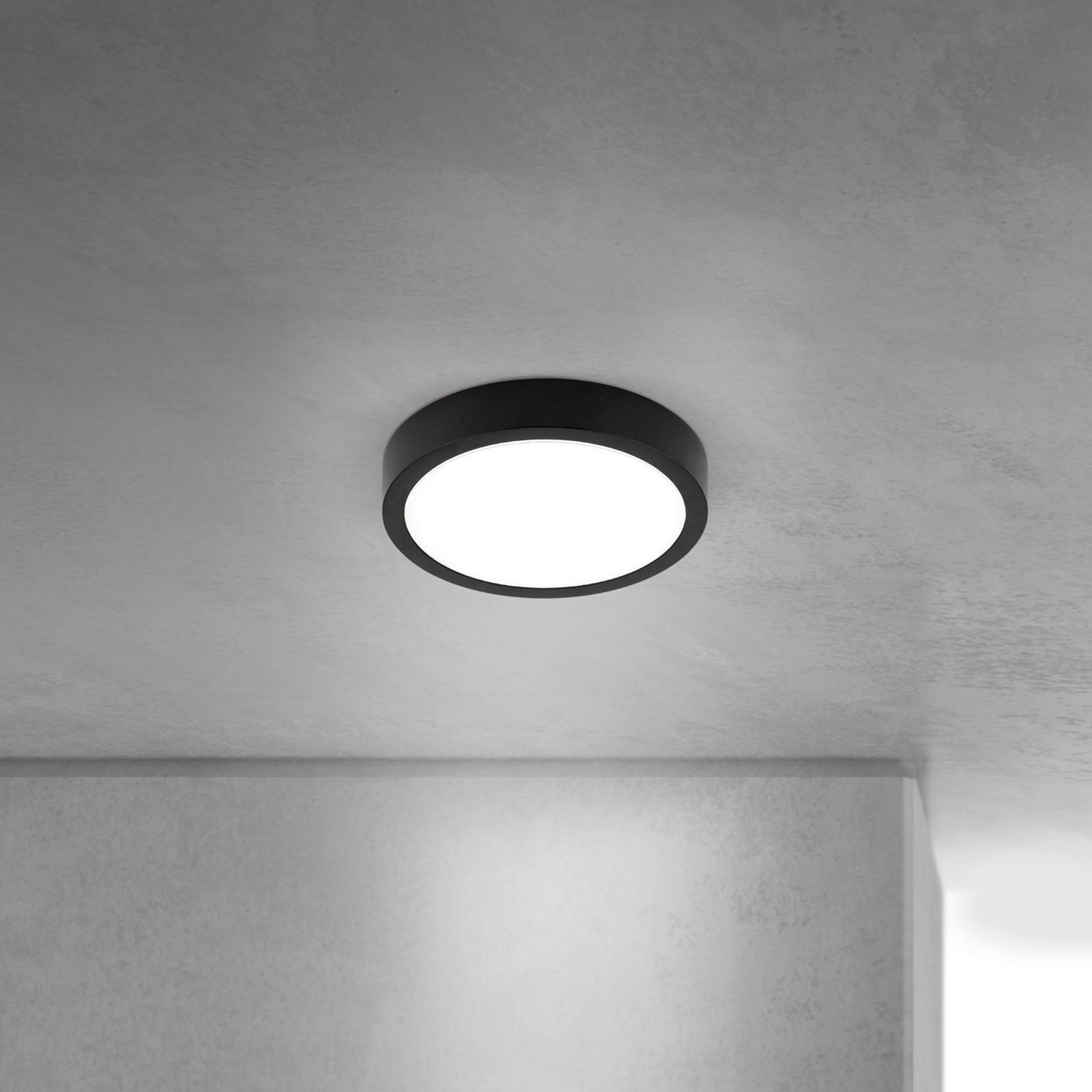 LED ceiling lamp Disc, black Ø 14 cm, CCT metal/plastic LED ceiling lamp Disc, black Ø 14 cm, CCT metal/plastic