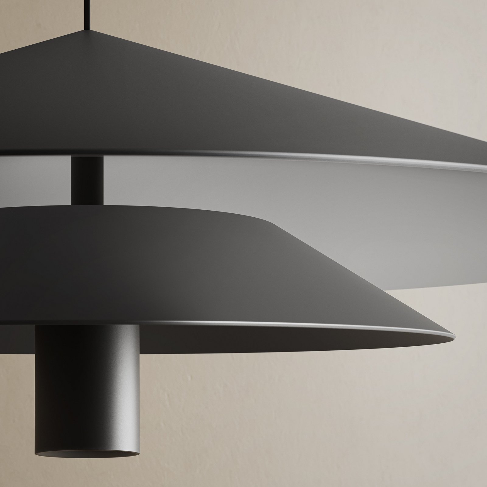 Karman LED pakabinamas šviestuvas ASSO, juodas, metalas, Ø 42 cm