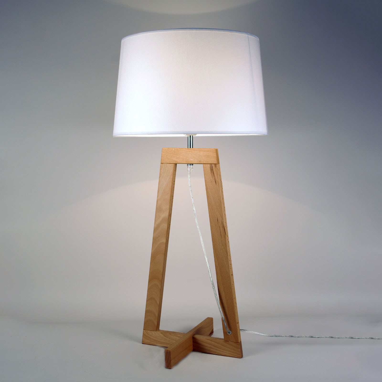 Sacha LT table lamp in fabric and wood