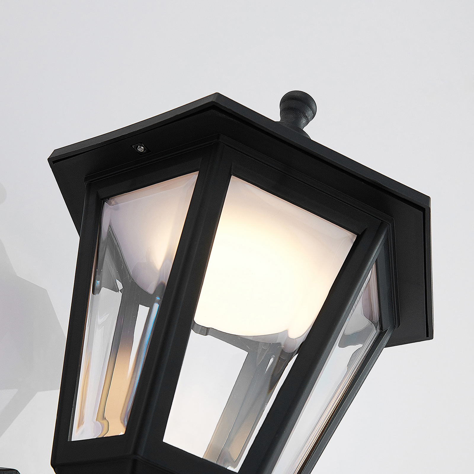 Udendørs LED-væglampe Iavo i sort