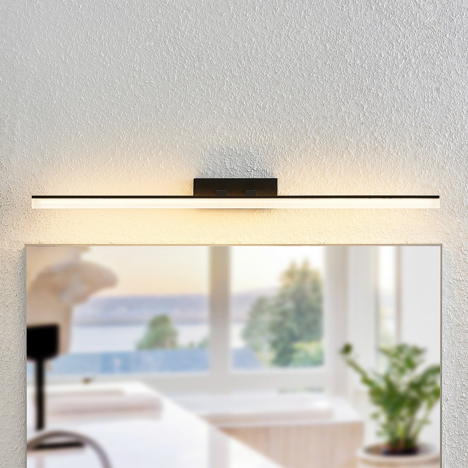 Lisana LED Wall Lamp IP44 L75 Black - Lucande