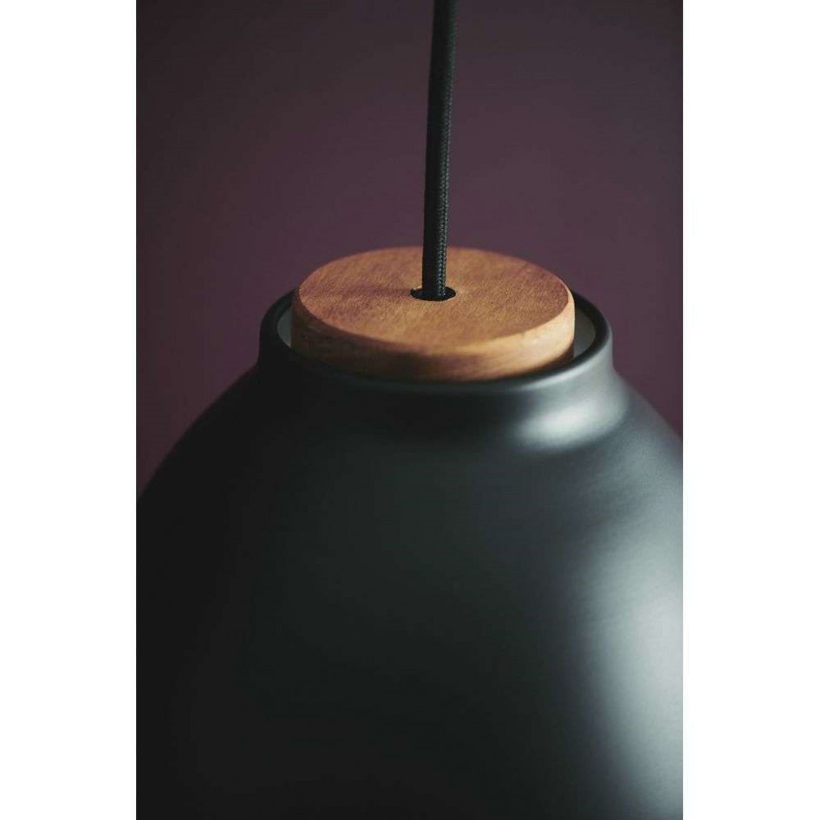 Niv&aring; Taklampa &Oslash;14 Black/Wood Halo Design - Matsal - Metall