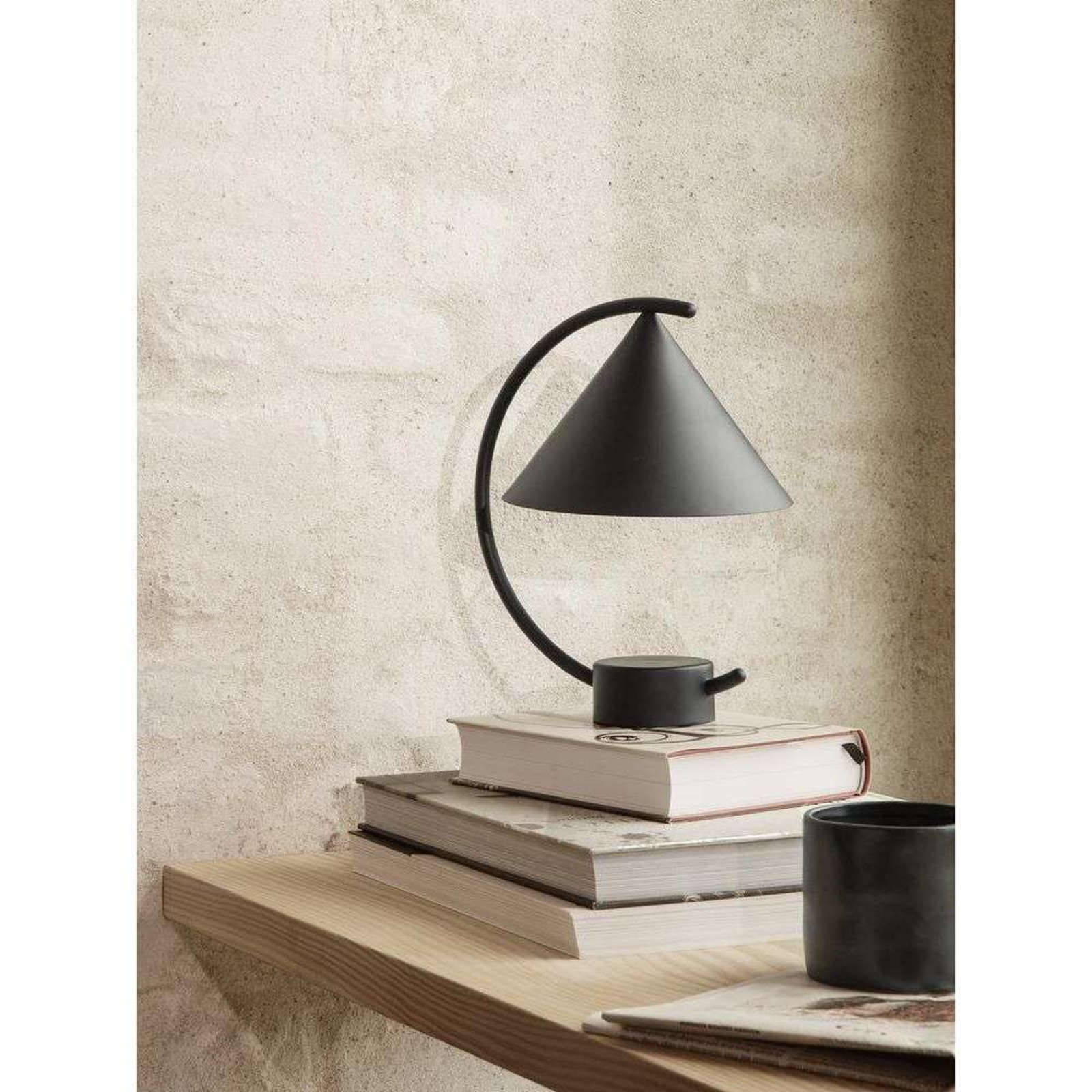 Meridian Portable Table Lamp Black - Ferm Living