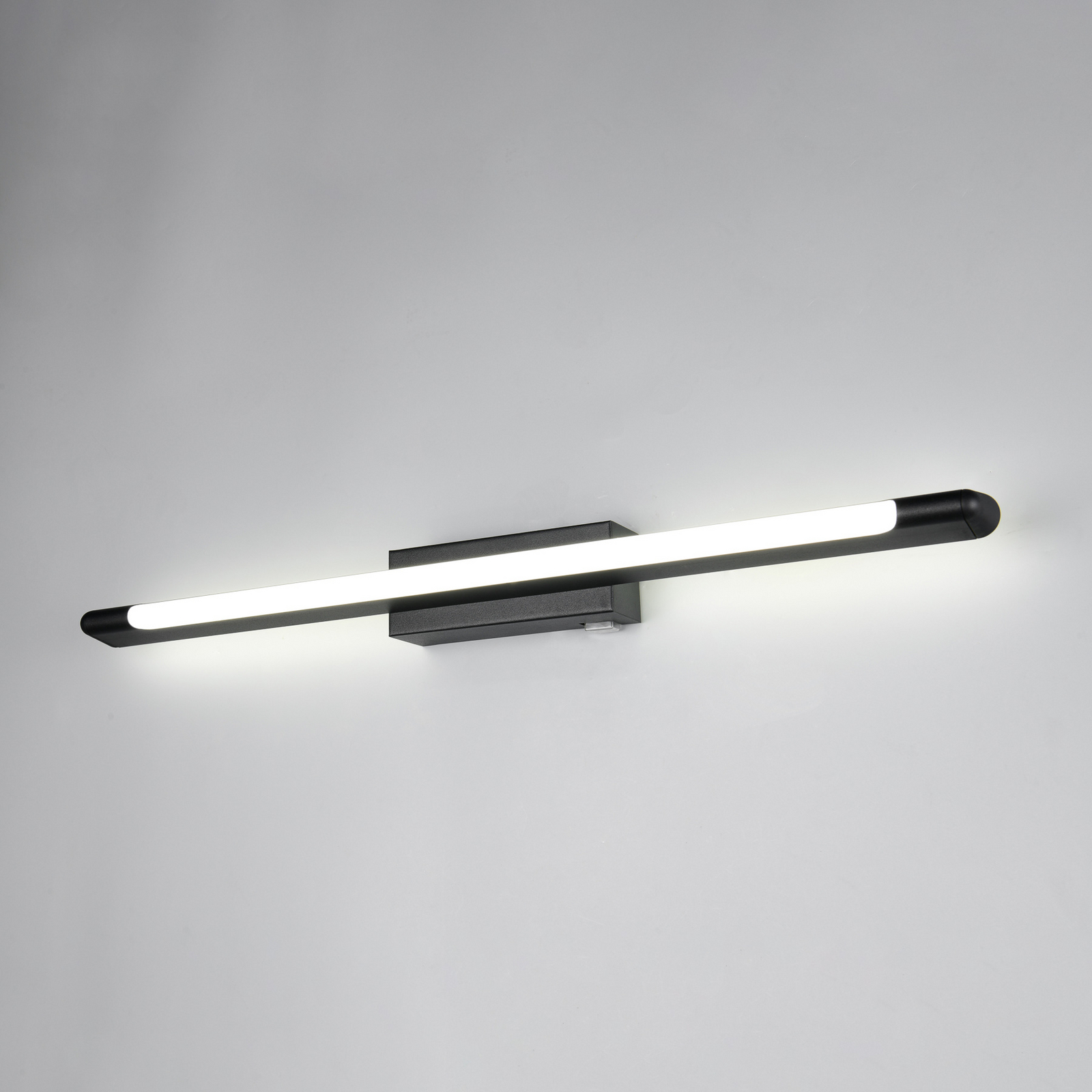 LED sienas lampa „Alberto“, melna, platums 71 cm, IP44 LED sienas lampa „Alberto“, melna, platums 71 cm, IP44