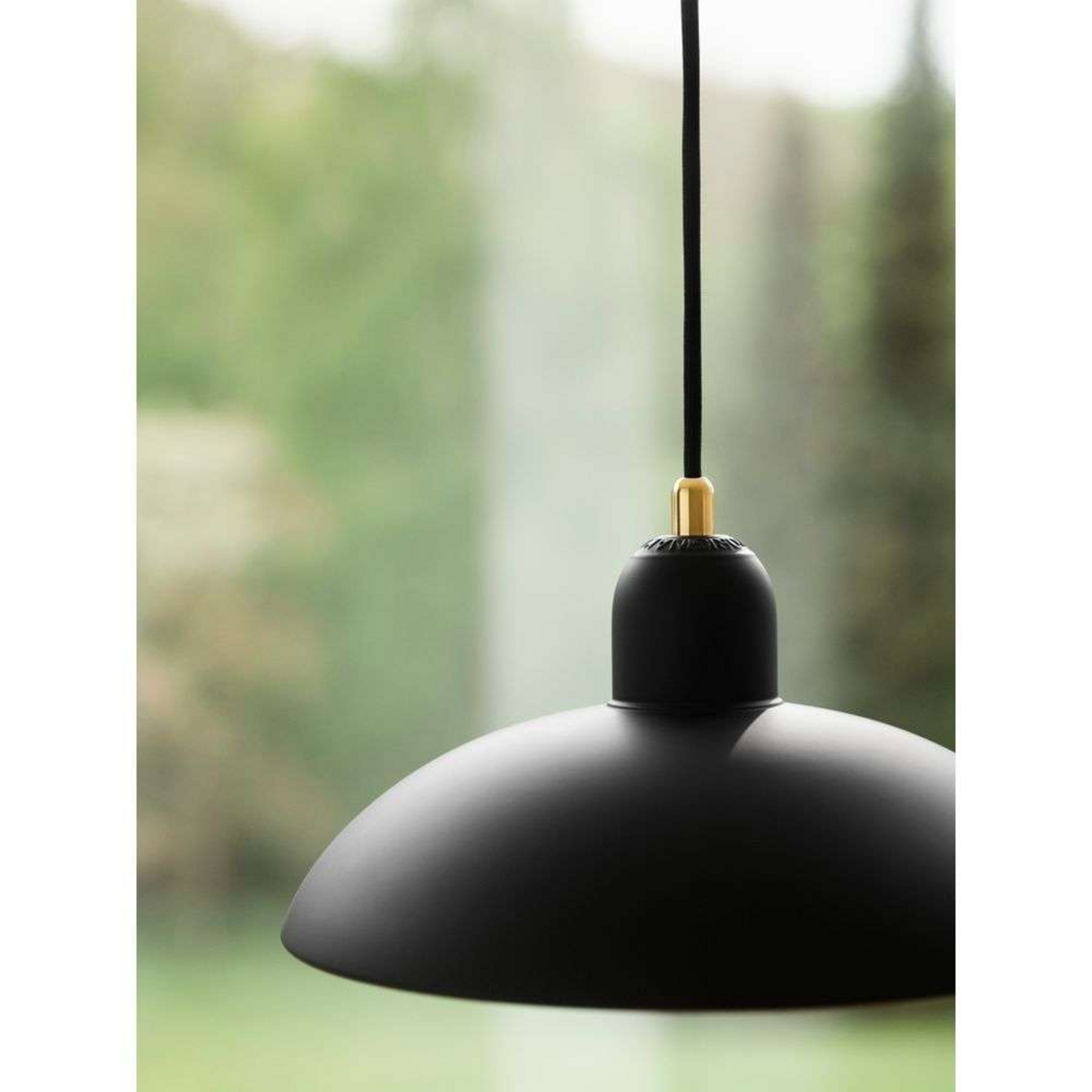 KAISER idell™ 6631-P Lámpara Colgante Mate Negro/Latón - Fritz Hansen