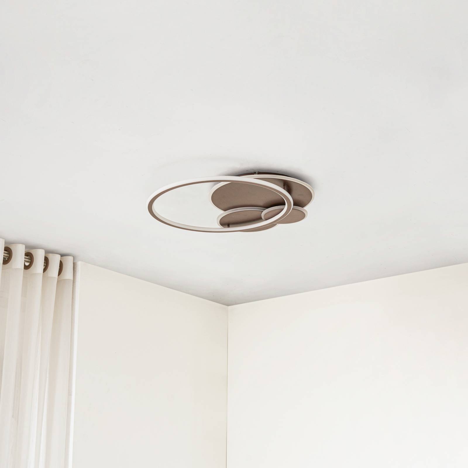 Lucande lampa sufitowa LED Circulo, kolor kawowy, CCT, ściemniany