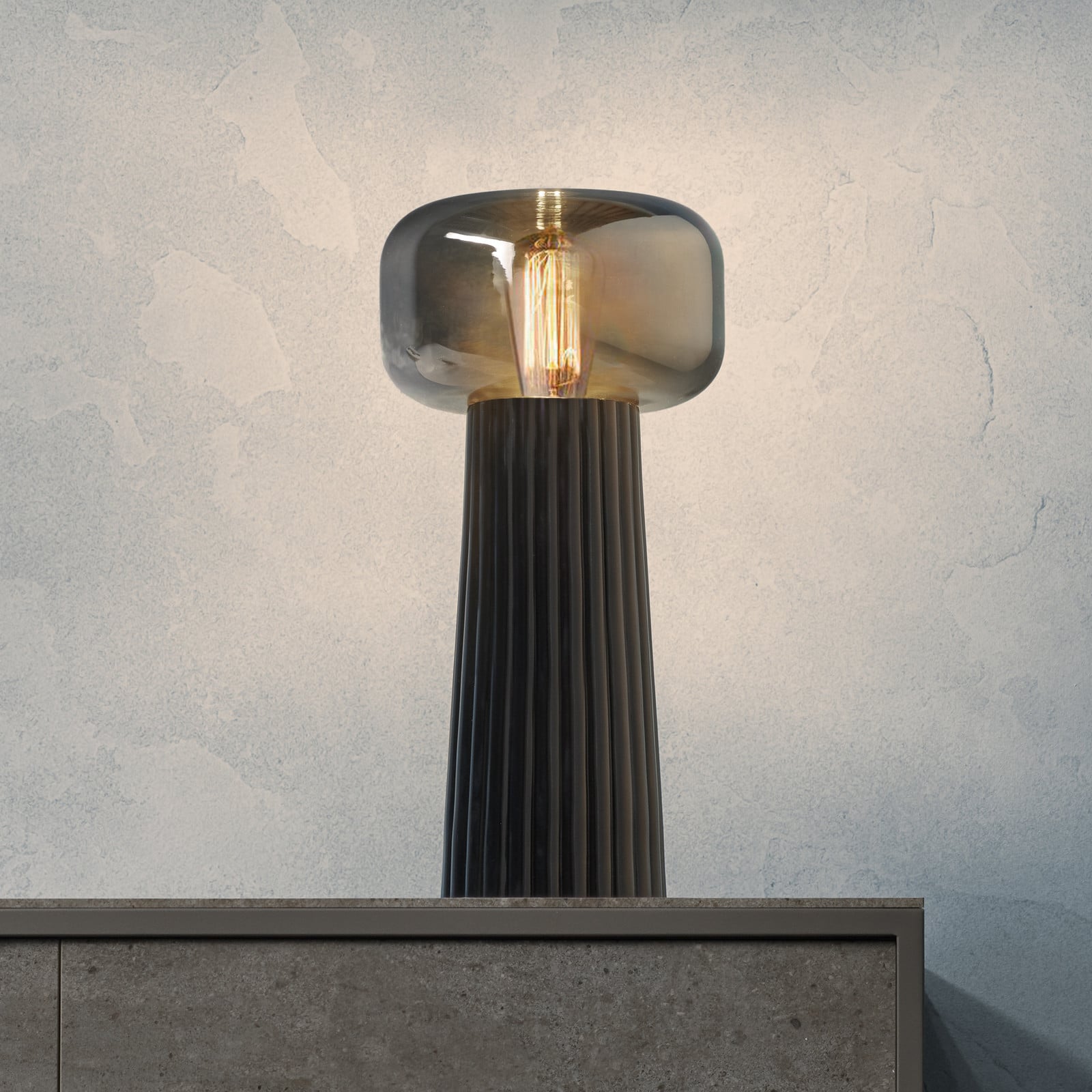 Mantra Iluminación Stolna lampa Faro, staklo, plastika, E27 grlo, crna - Dnevni boravak/blagovaonica - crna, dimno siva