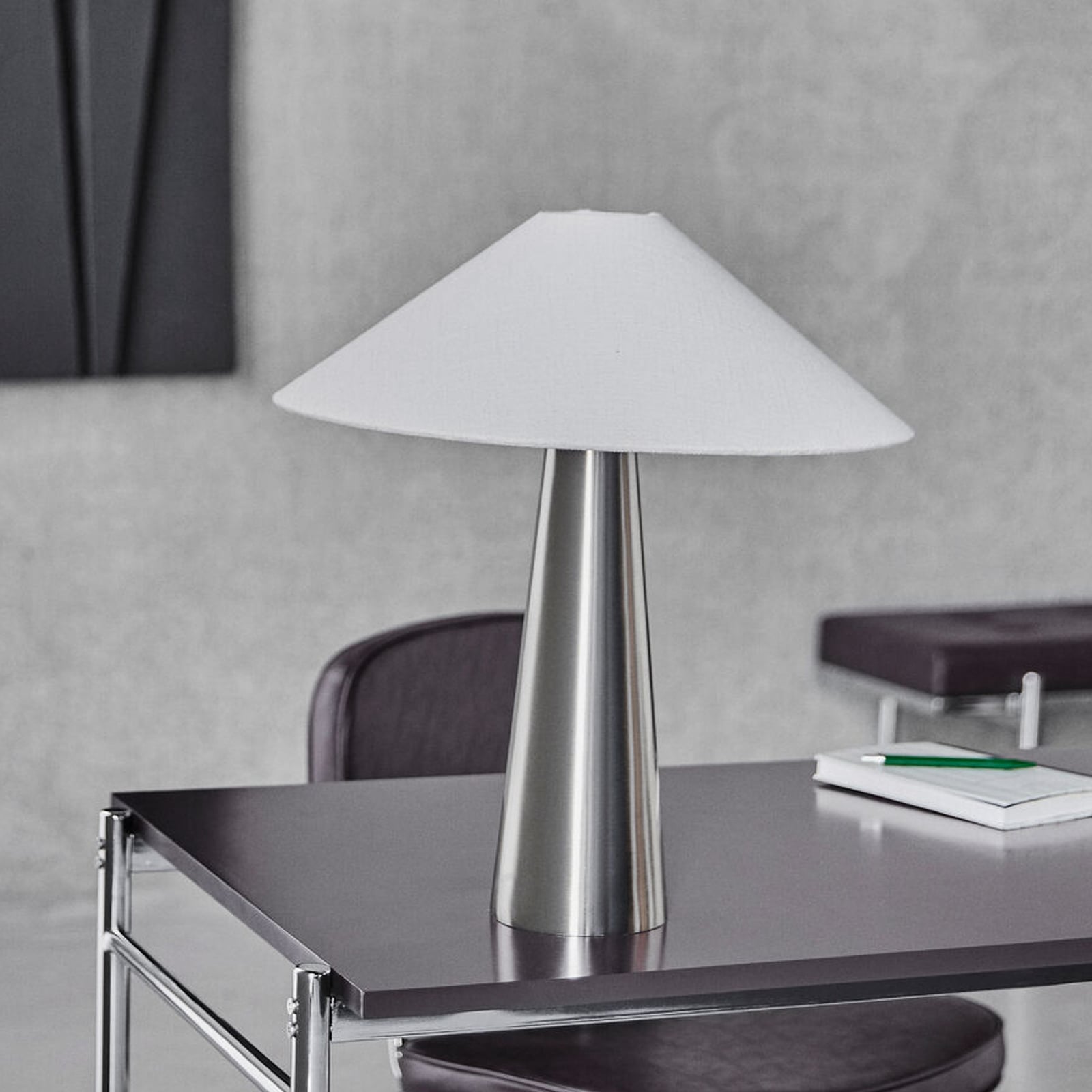 Lampe de table Soffi, argent/blanc, 48 cm, tissu - House Doctor Lampe de table Soffi, argent/blanc, 48 cm, tissu - House Doctor