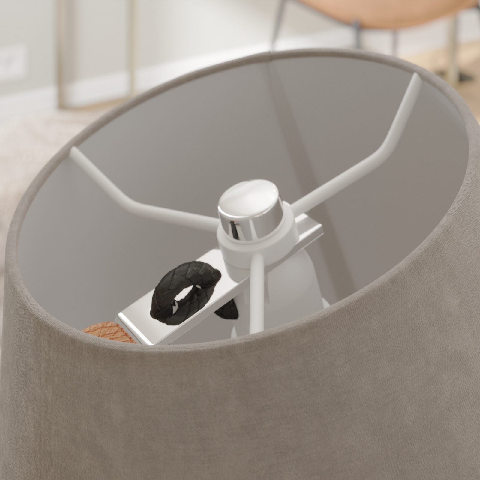 Lucande Jinda vegglampe, trestamme, fløyelsgrå