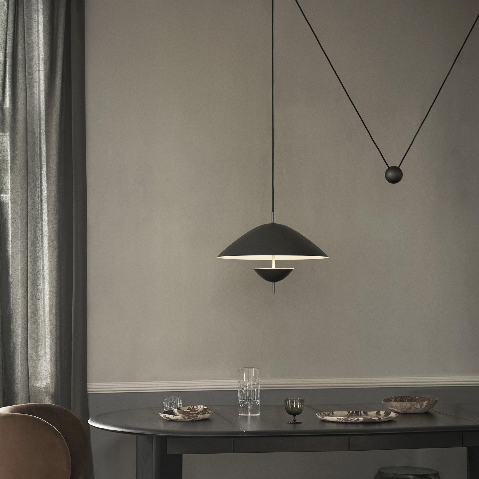 Lod Pendelleuchte Blackened Iron - Ferm Living