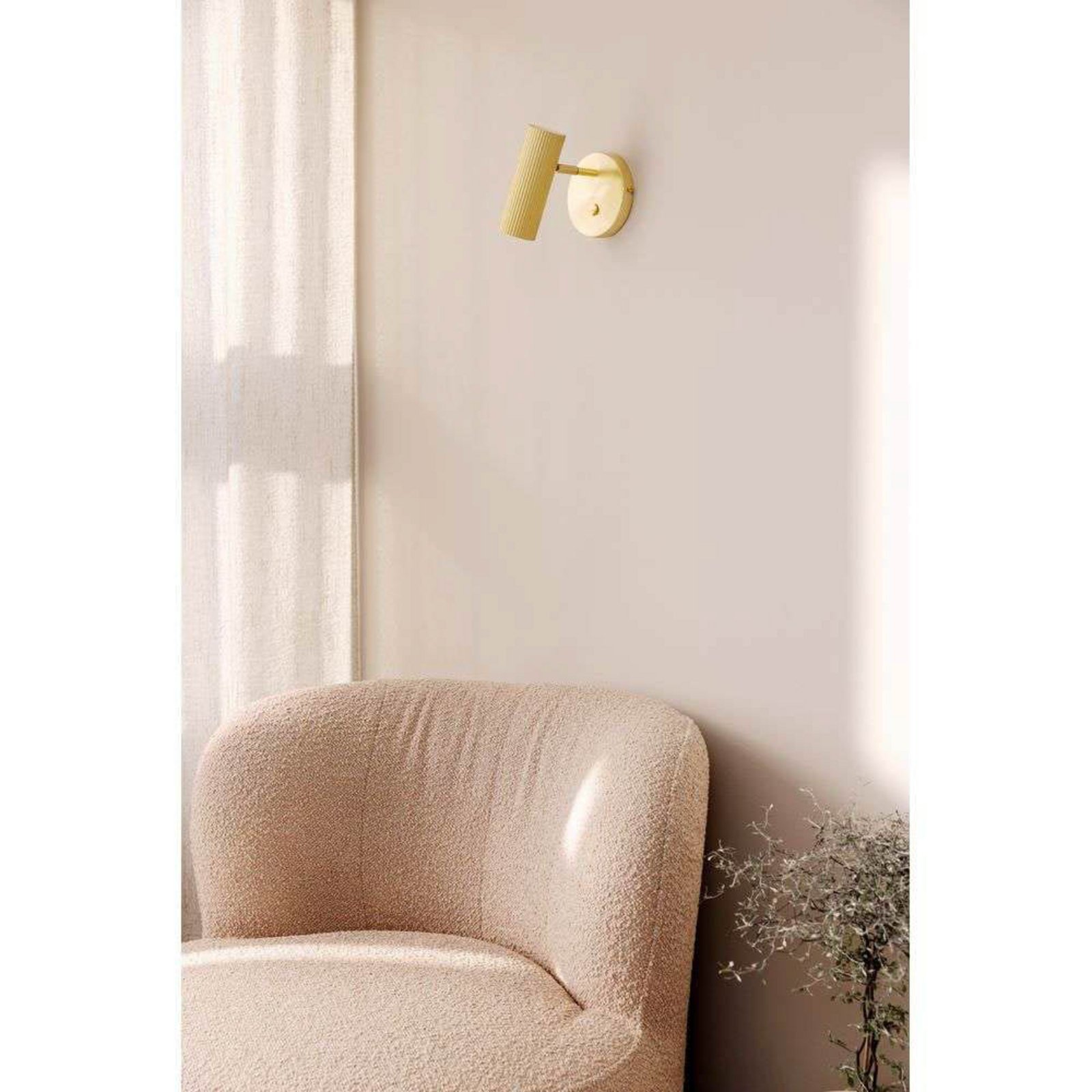 Hubble Vegglampe Brushed Brass - Globen Lighting Hubble Vegglampe Brushed Brass - Globen Lighting
