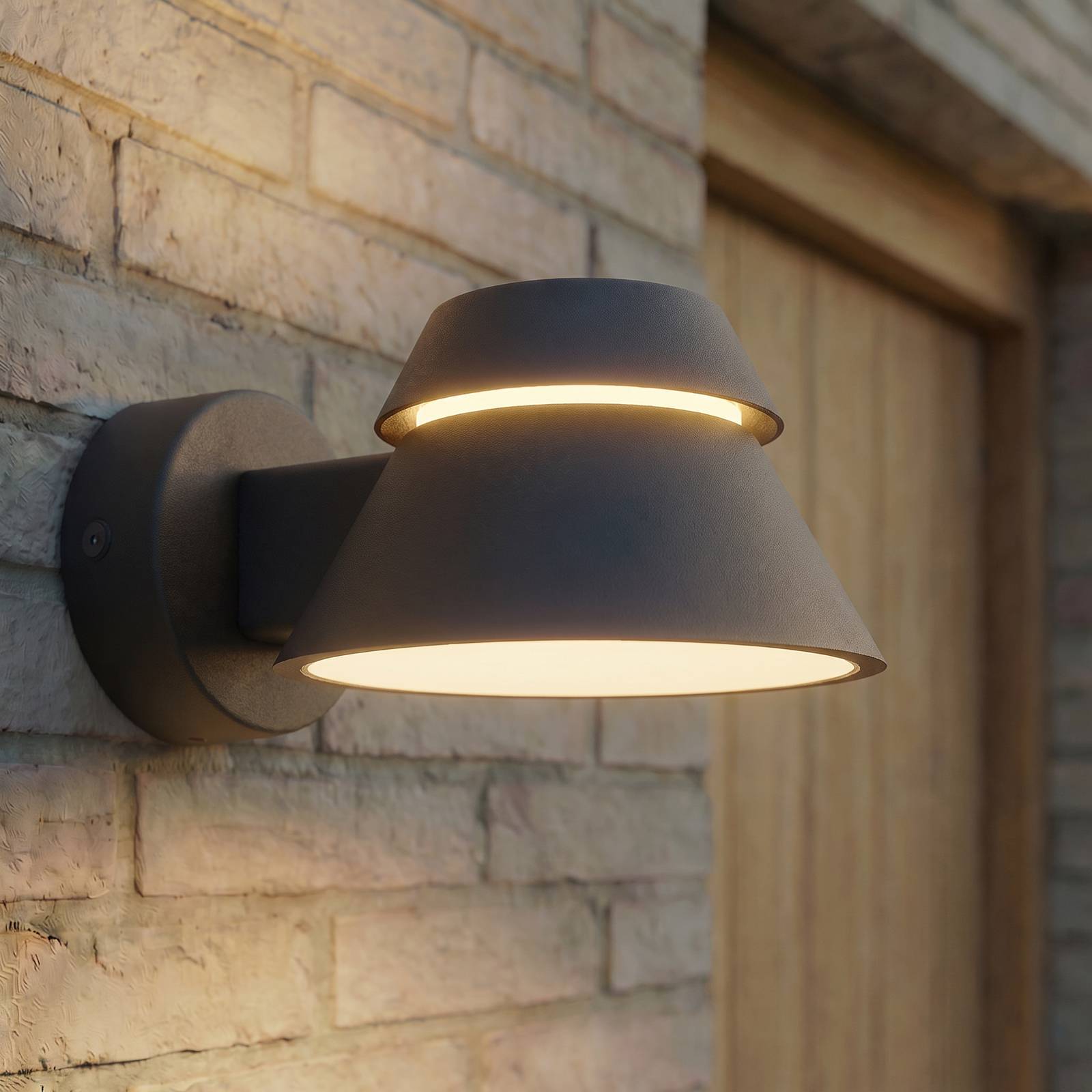 Kinkiet zewnętrzny LED Lucande Moena, czarny, metalowy, IP44