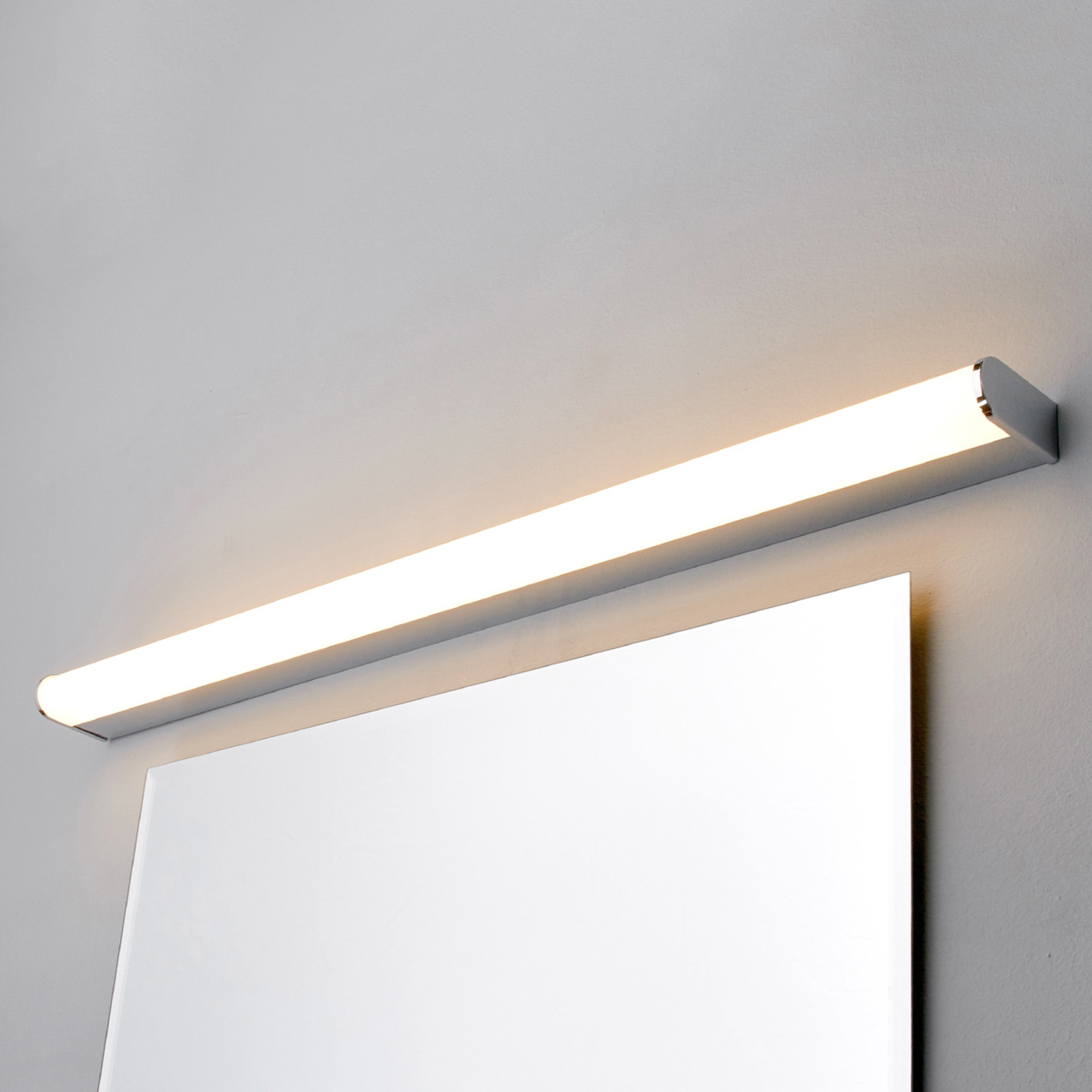 Lindby Philippa bathroom/mirror light semi-circle 88 cm, for Bathroom, Metal, acrylic, 10 W, energy efficiency: A+, W: 88 cm, H: 4 cm
