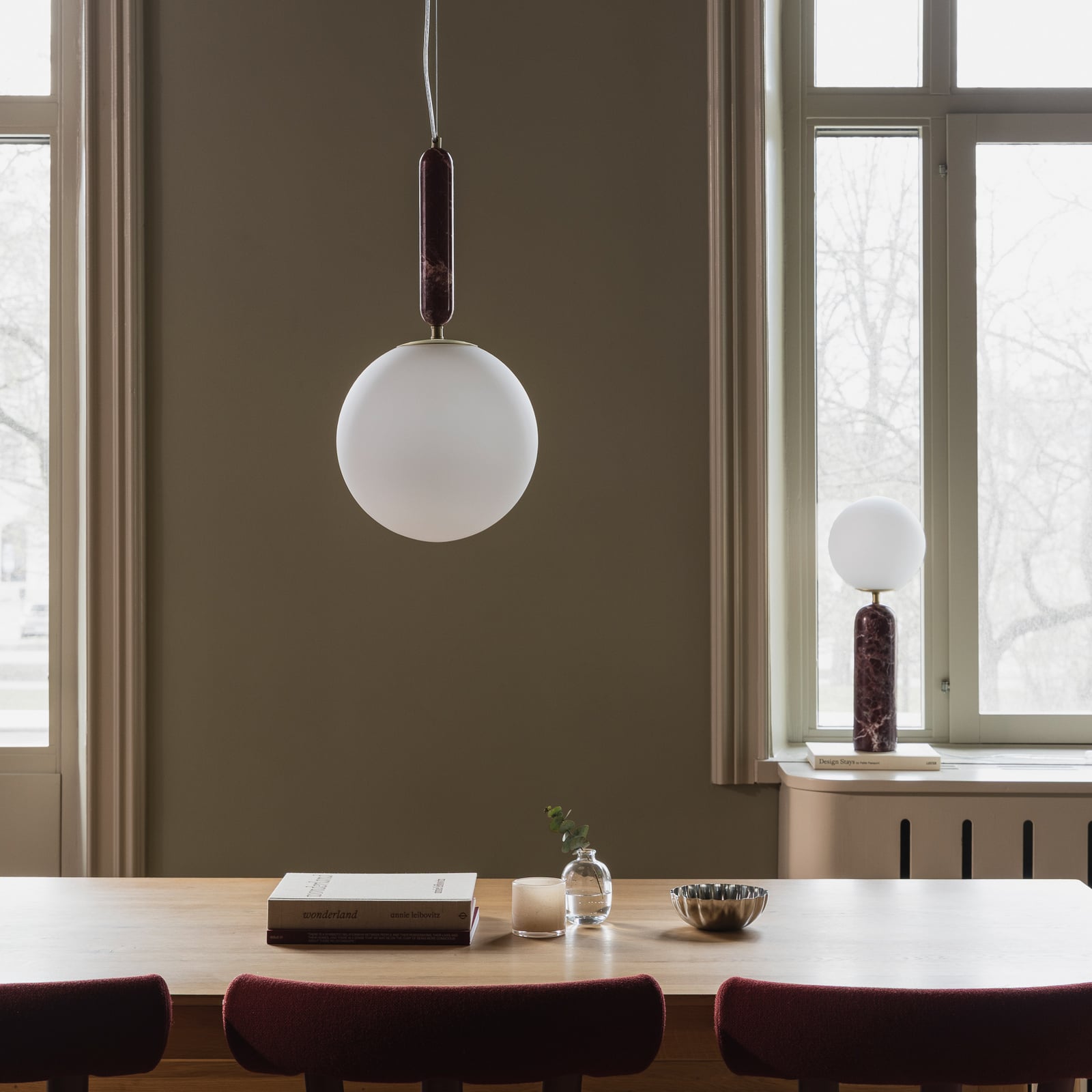 Torrano hanging light, red, Ø 30 cm, marble – Globen Lighting Torrano hanging light, red, Ø 30 cm, marble – Globen Lighting