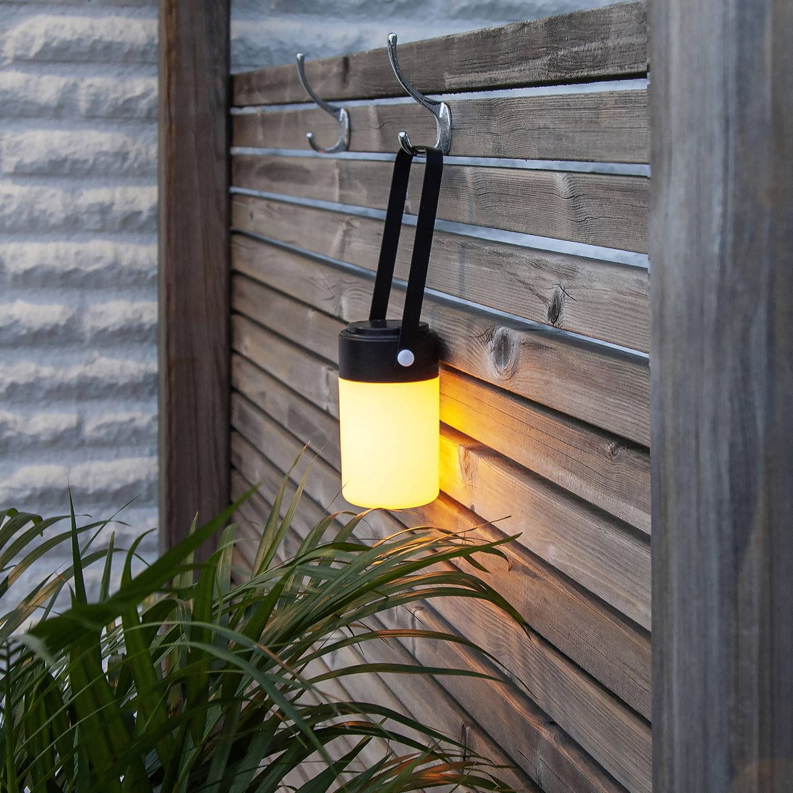 STAR TRADING LED stolní lampa Flame Lantern, přenosná, baterie