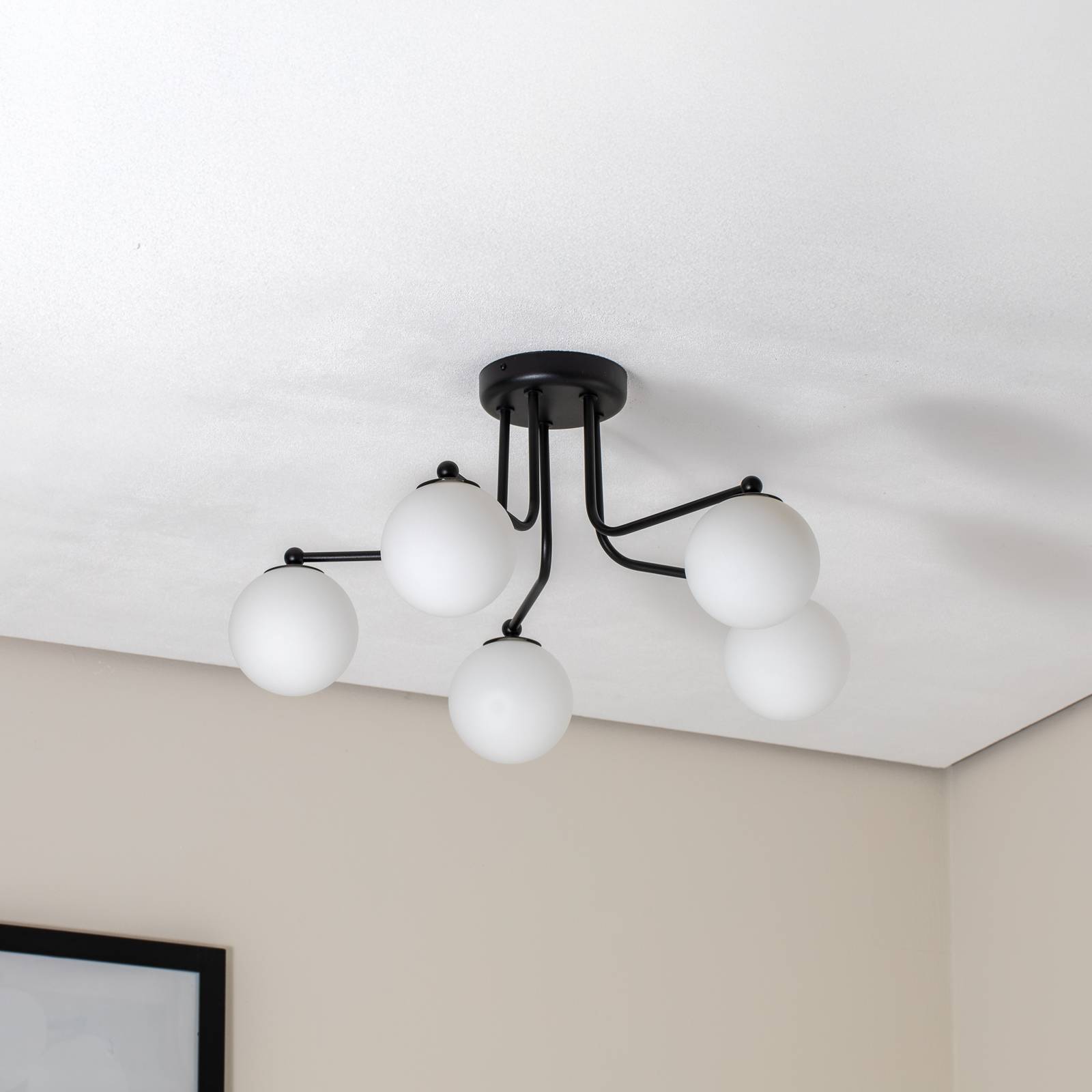 Lampa sufitowa Astral, czarna, długość 64 cm, stal/szkło