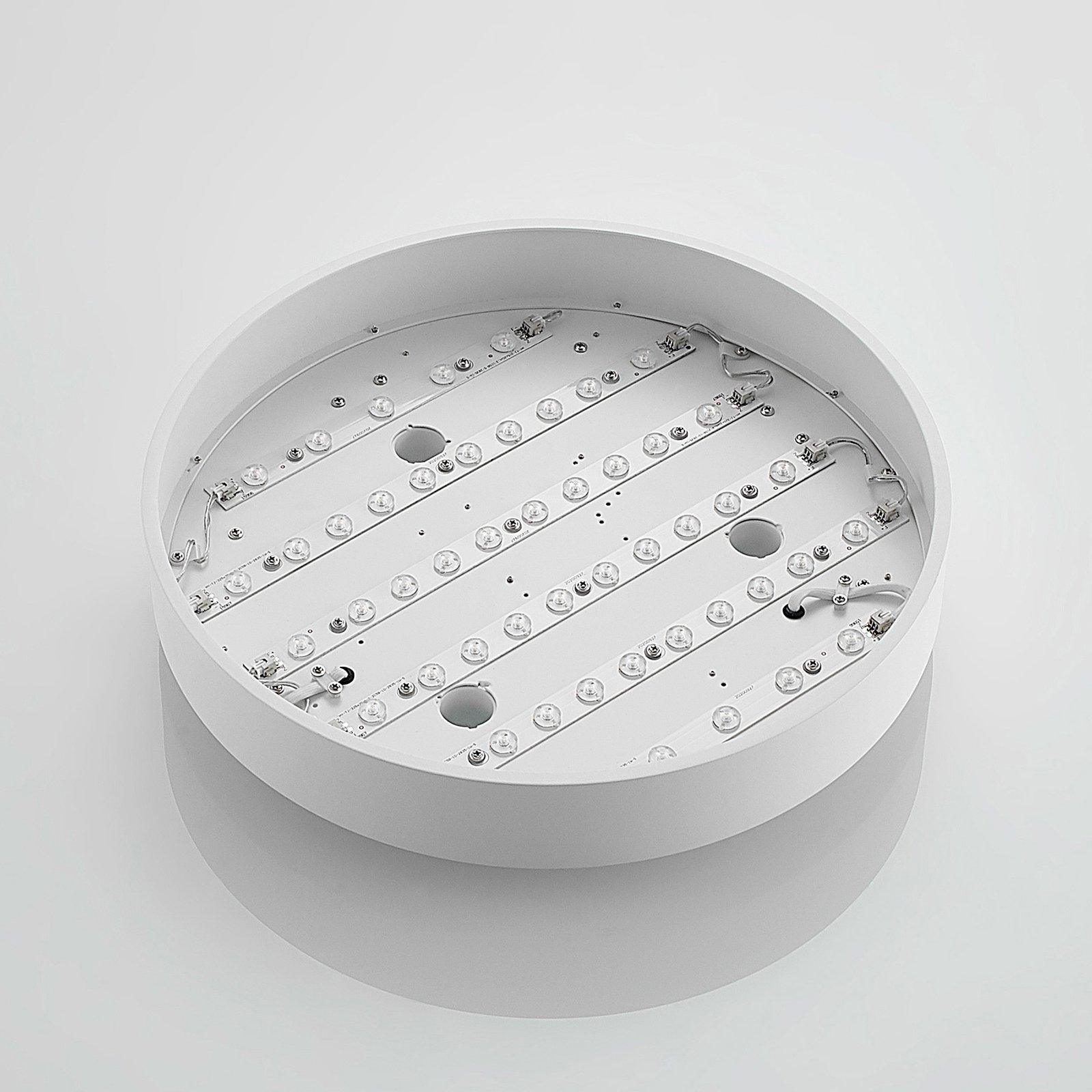 Arcchio LED-Deckenlampe Vanida, weiß, Ø 40 cm, up/down
