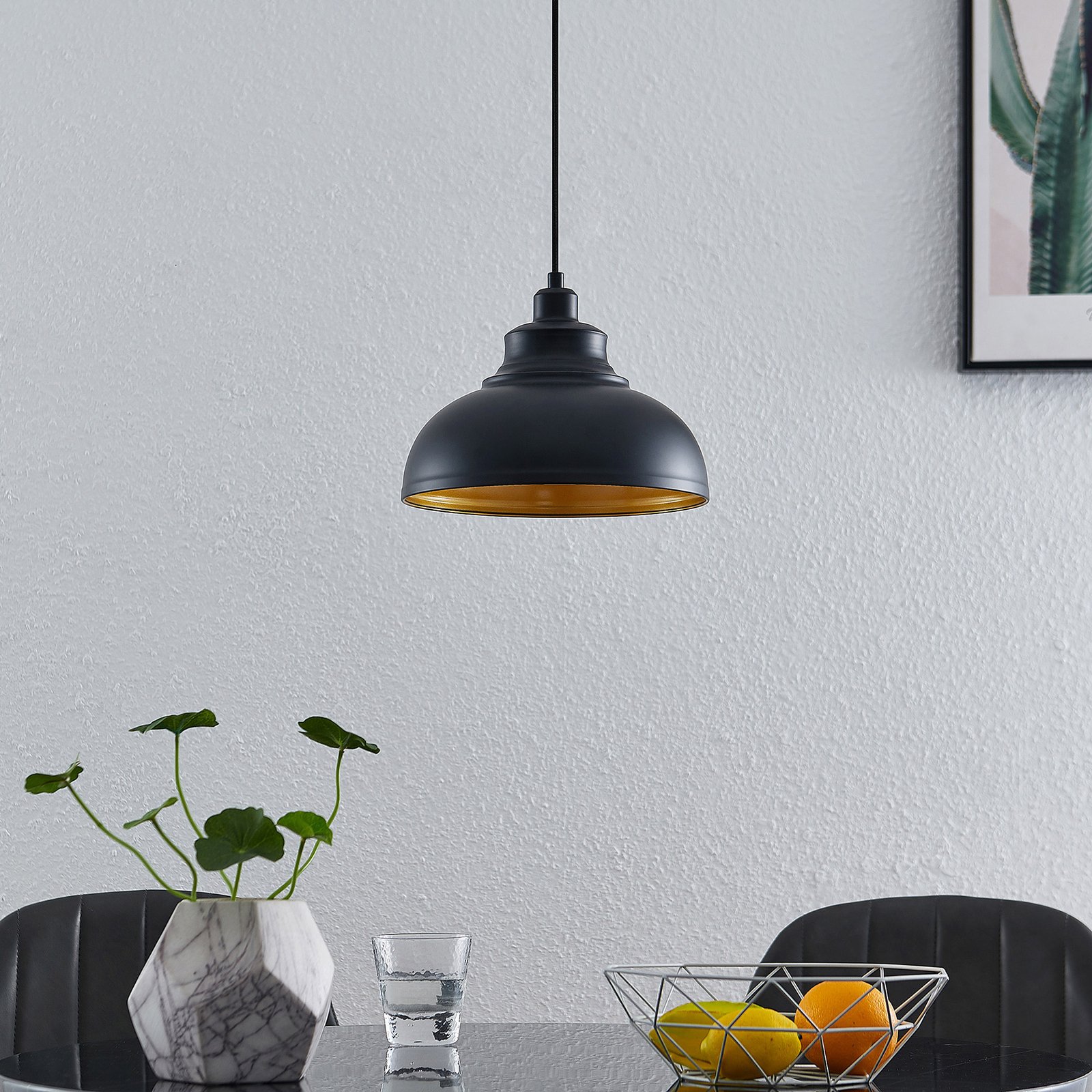 Lindby Emna hanging light, 1-bulb, black-gold