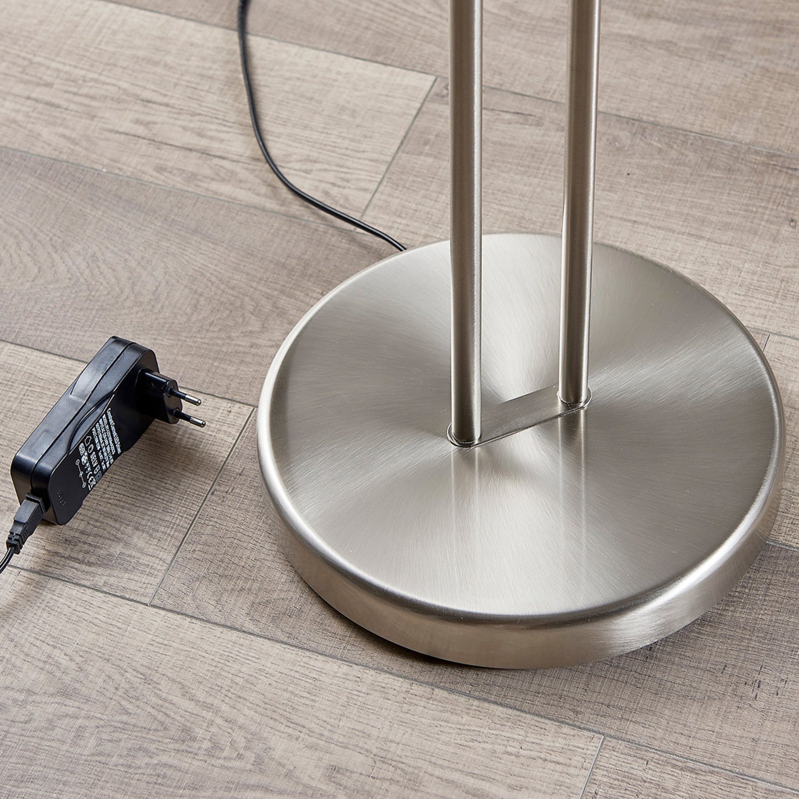 Yveta Floor Lamp Nickel/White - Lindby