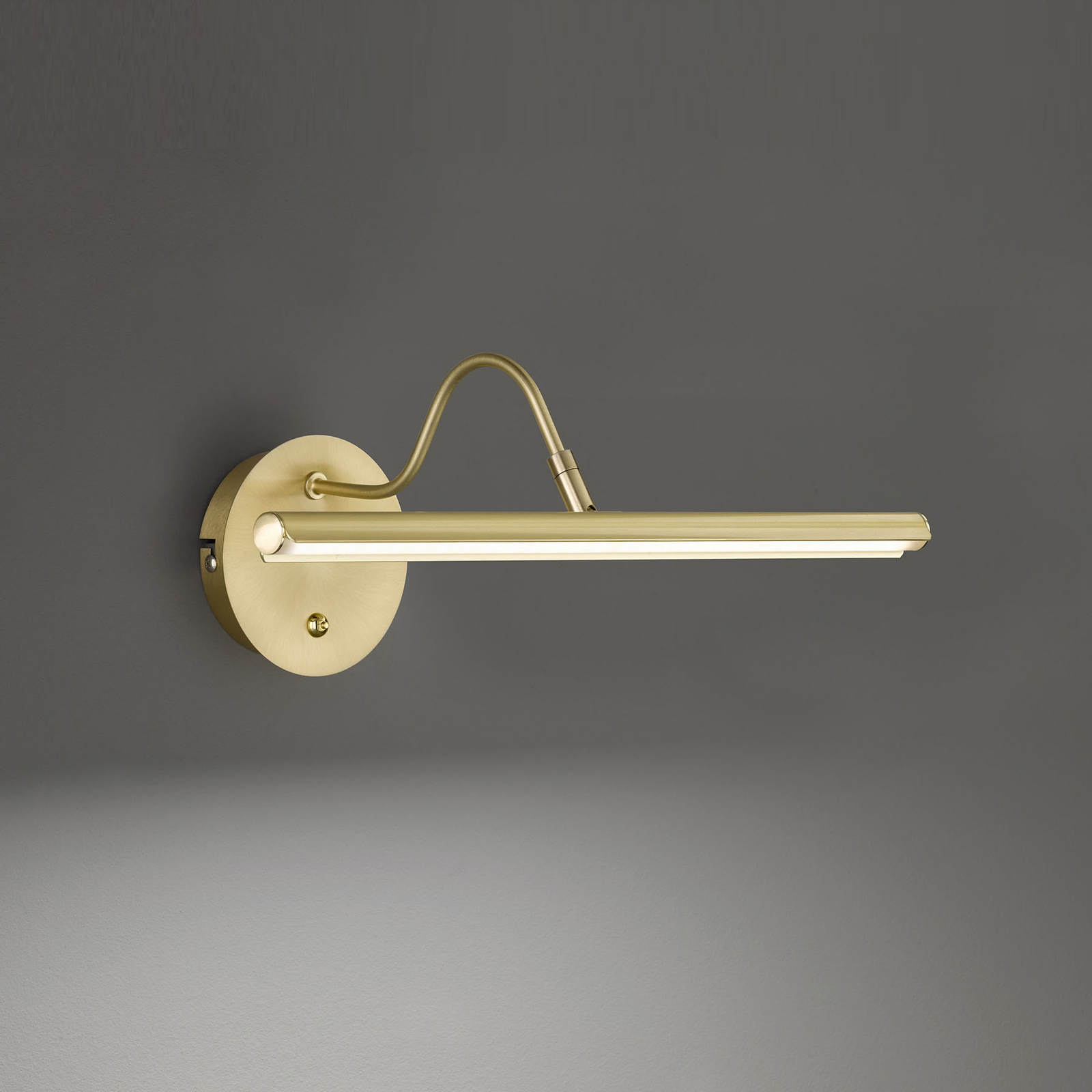 Nami LED wall light with switch, brass-coloured