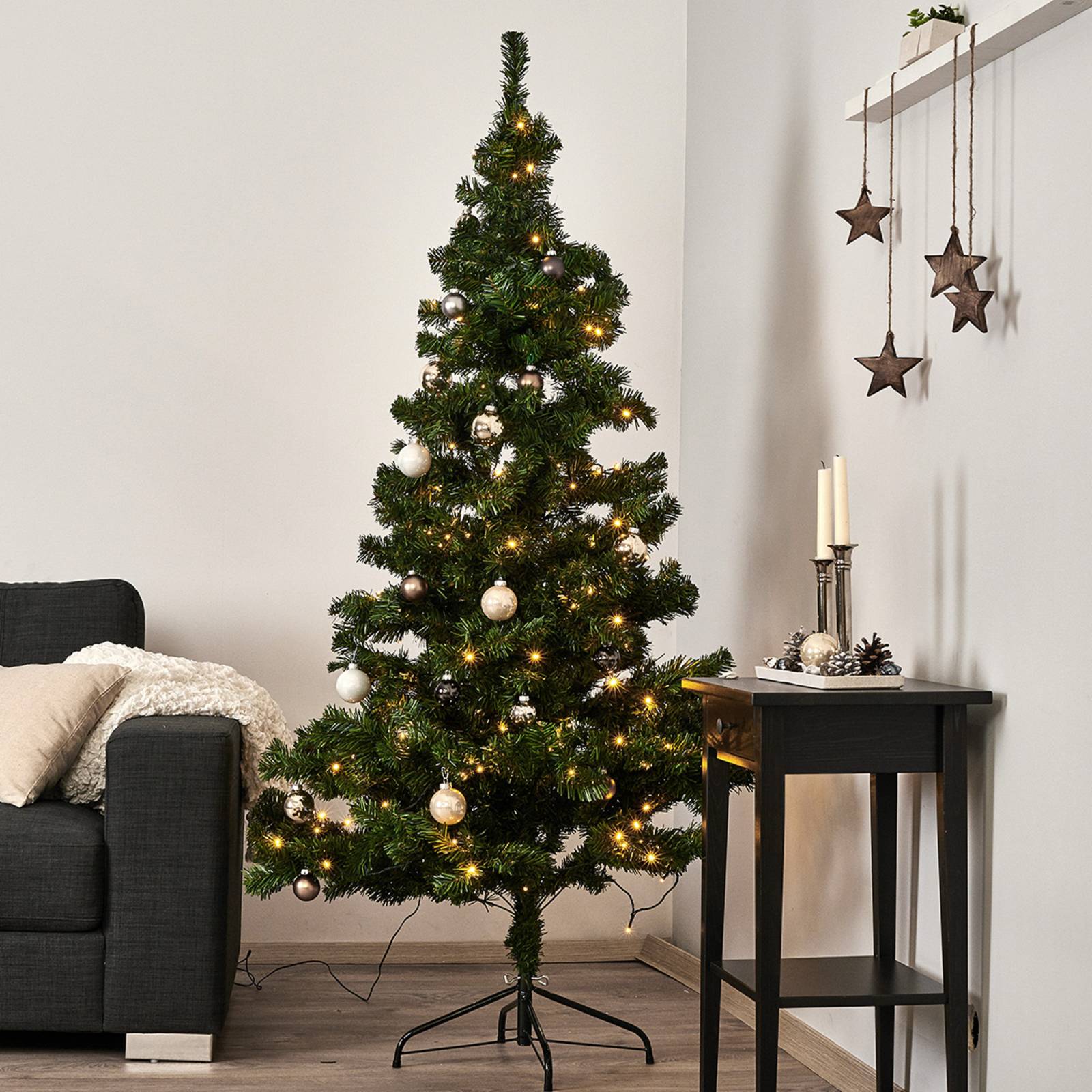 Levně LED vánoční stromek 210 cm