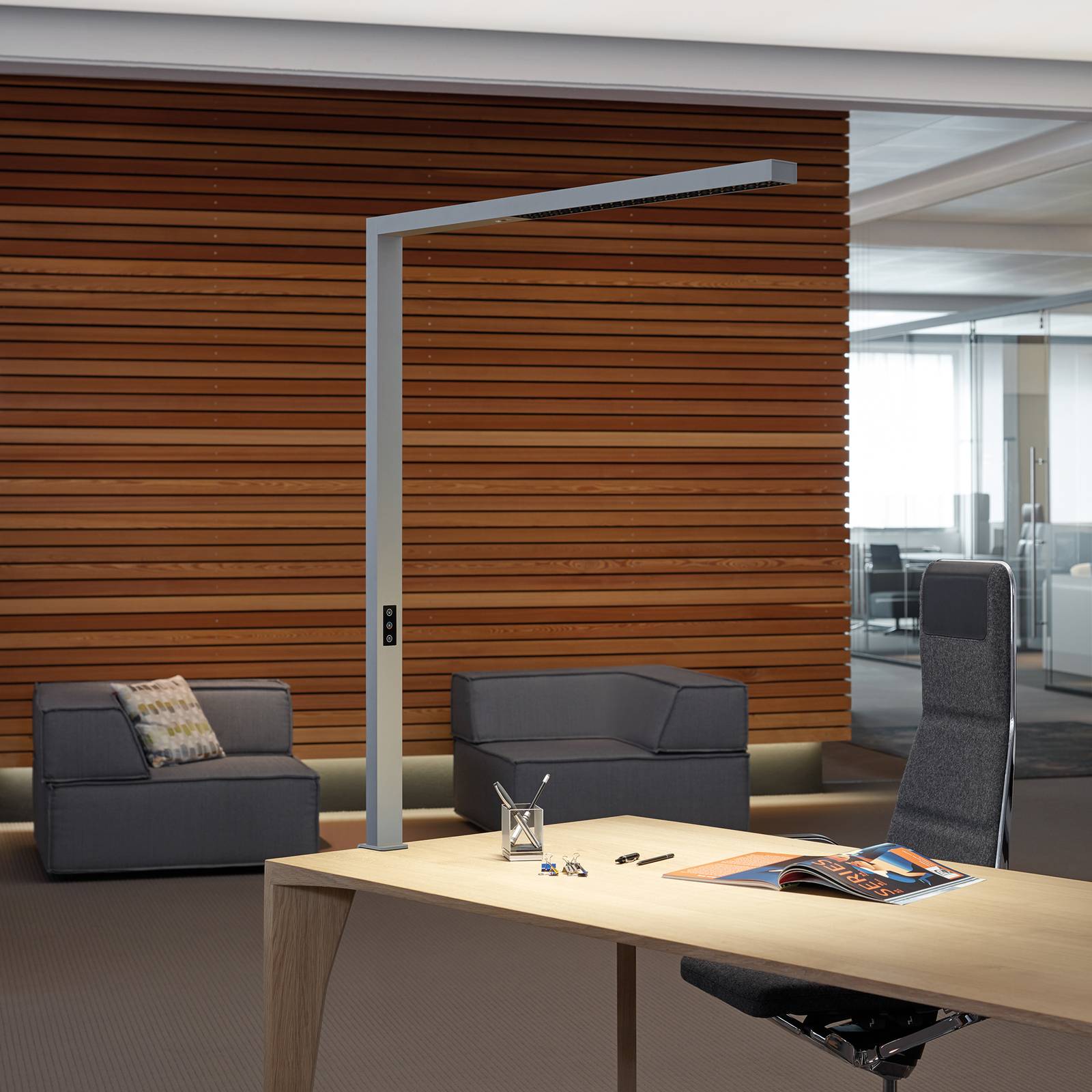 Maul LED klemlamp MAULsirius, sensor, dimbaar, zilver, voor werkkamer / kantoor, aluminium, 81 W, B: 6.4 cm, H: 120 cm